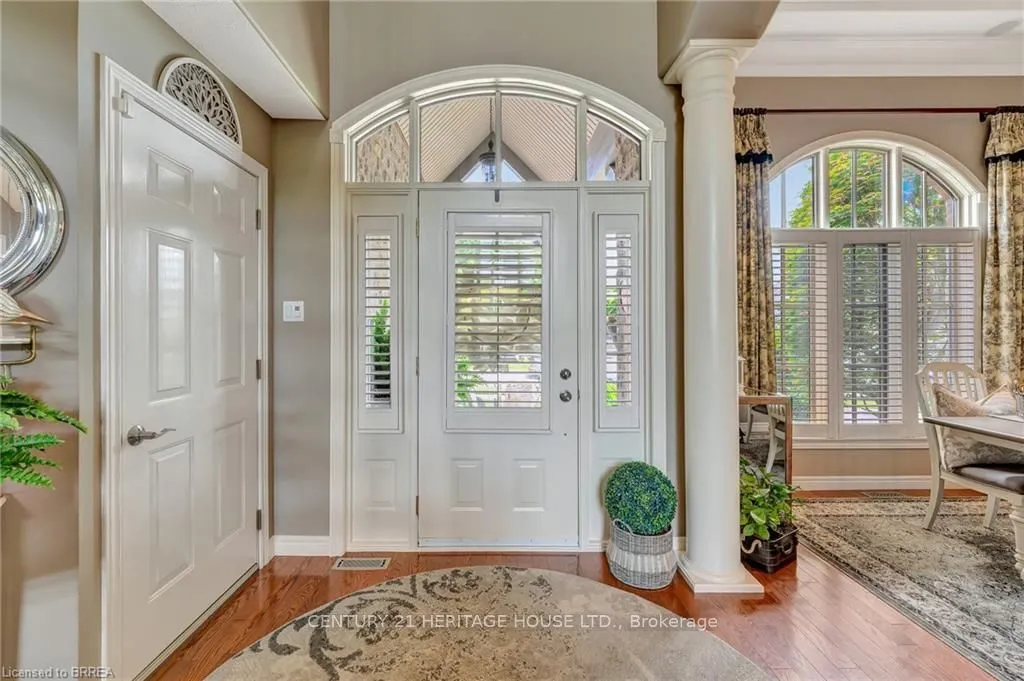 4 Macdonald Crescent
