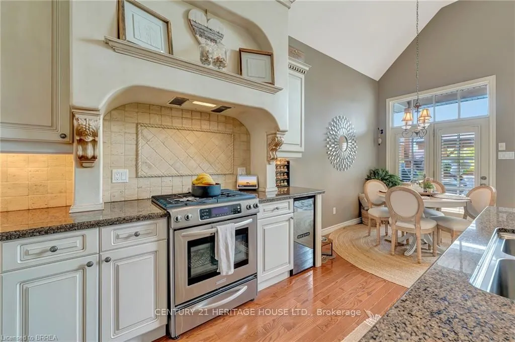 4 Macdonald Crescent