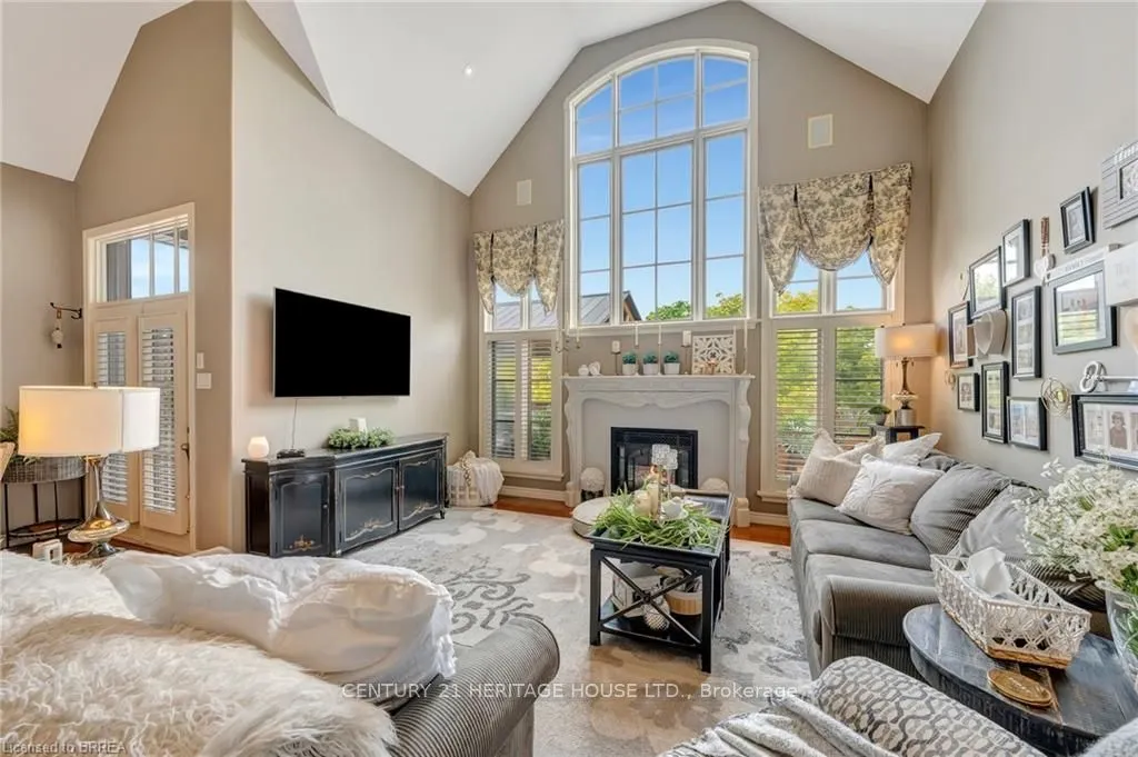 4 Macdonald Crescent
