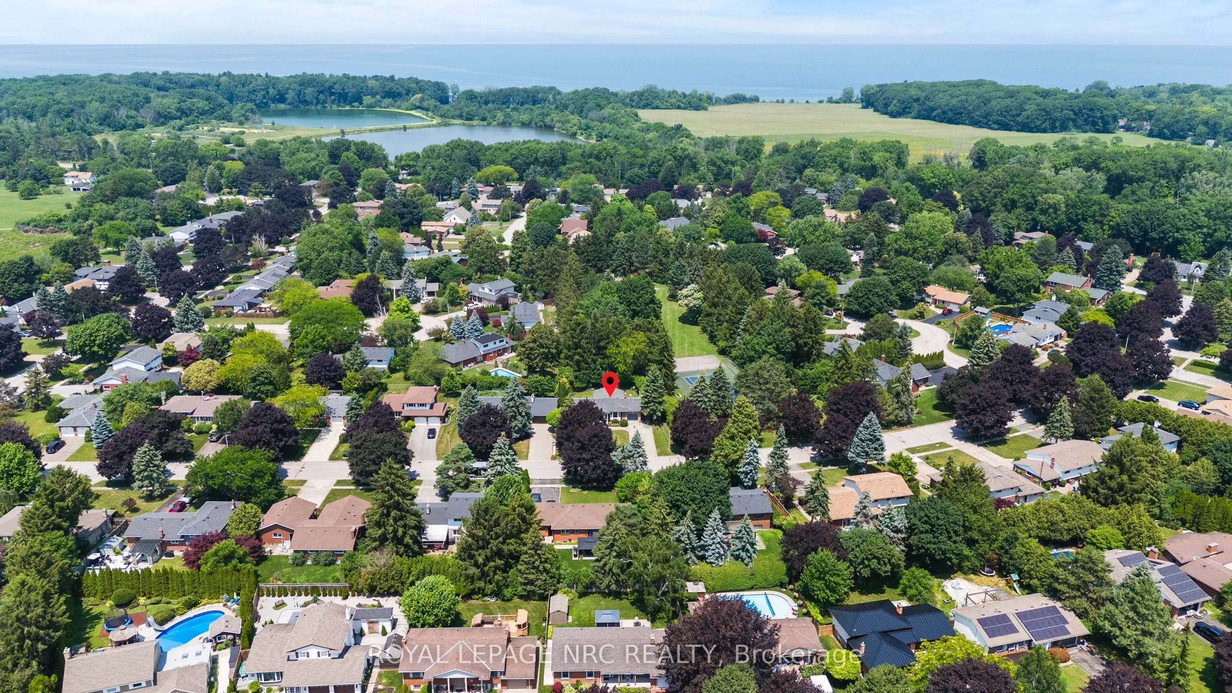 10 Upper Canada Drive