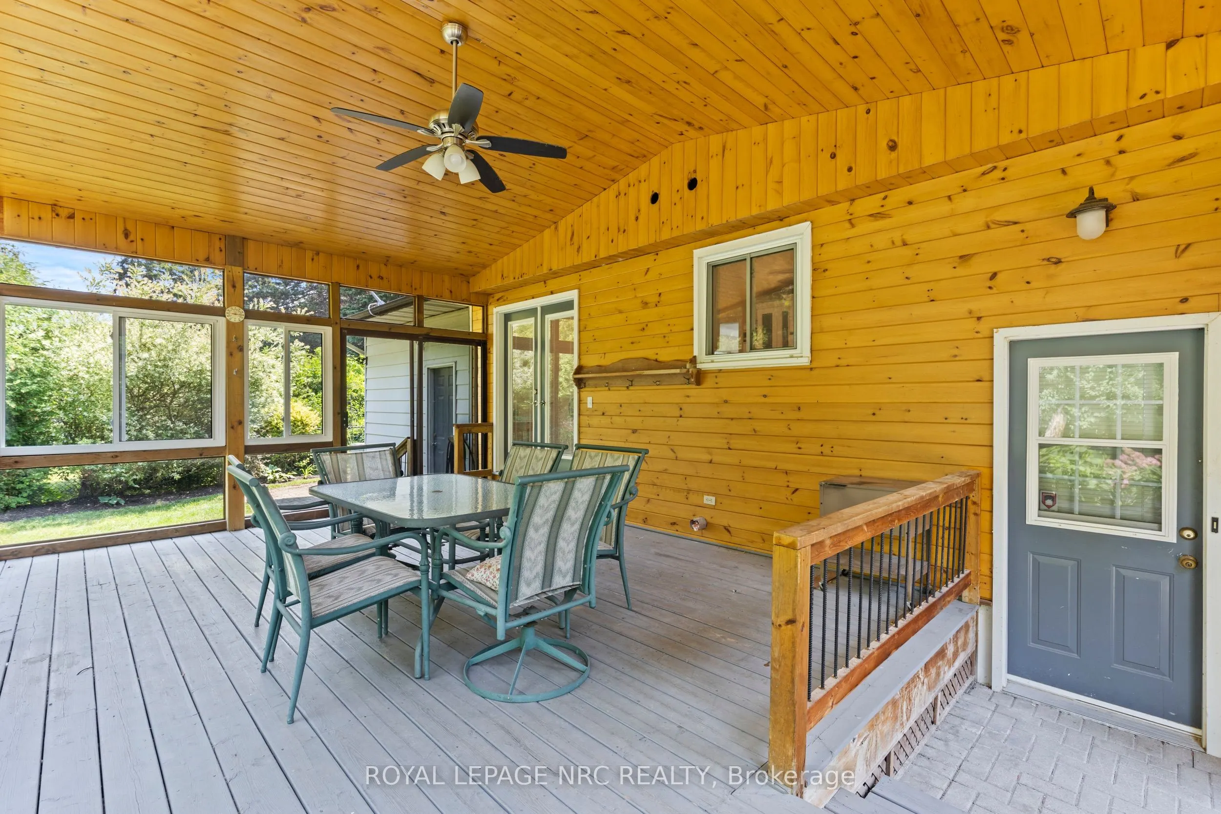 10 Upper Canada Drive