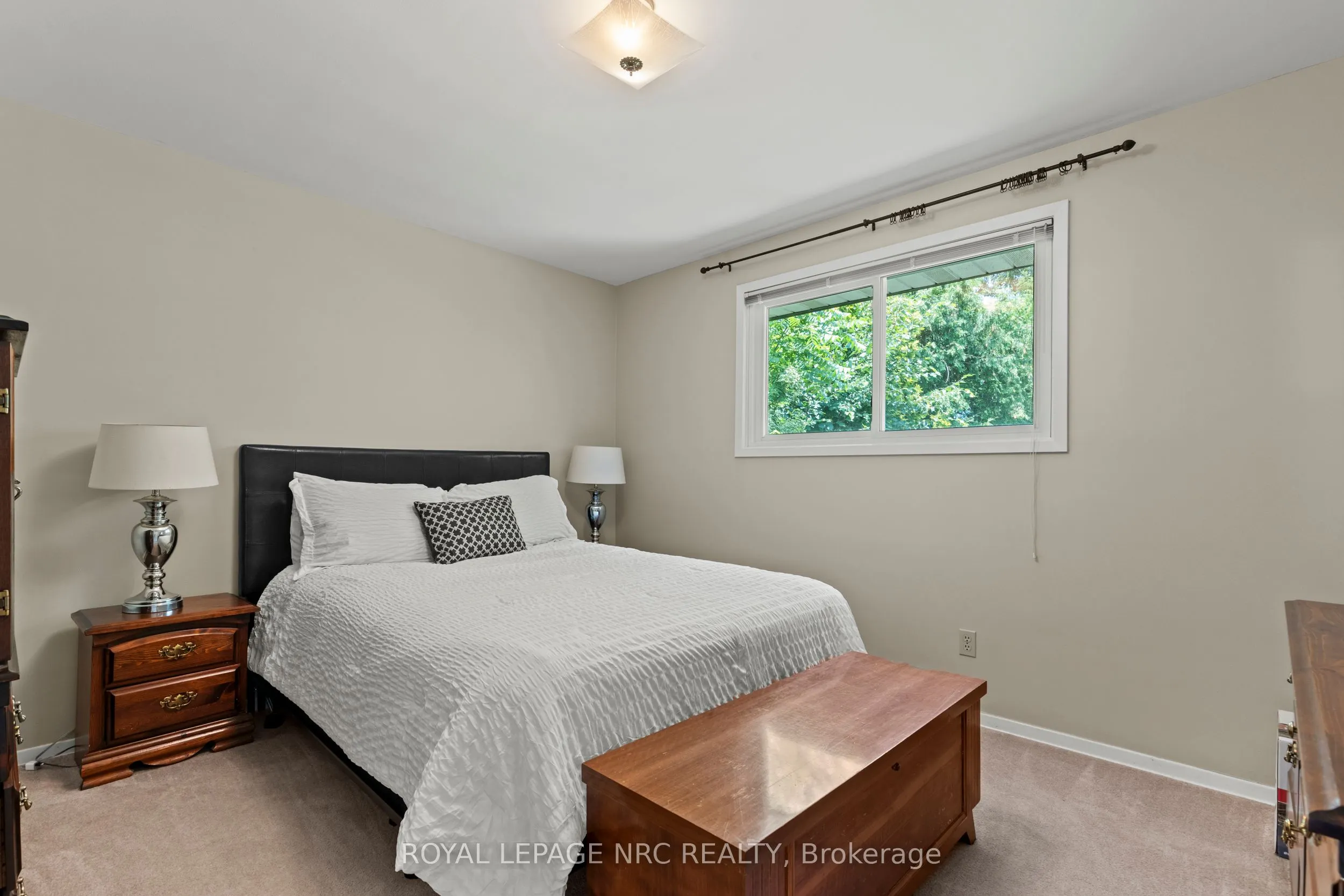 10 Upper Canada Drive