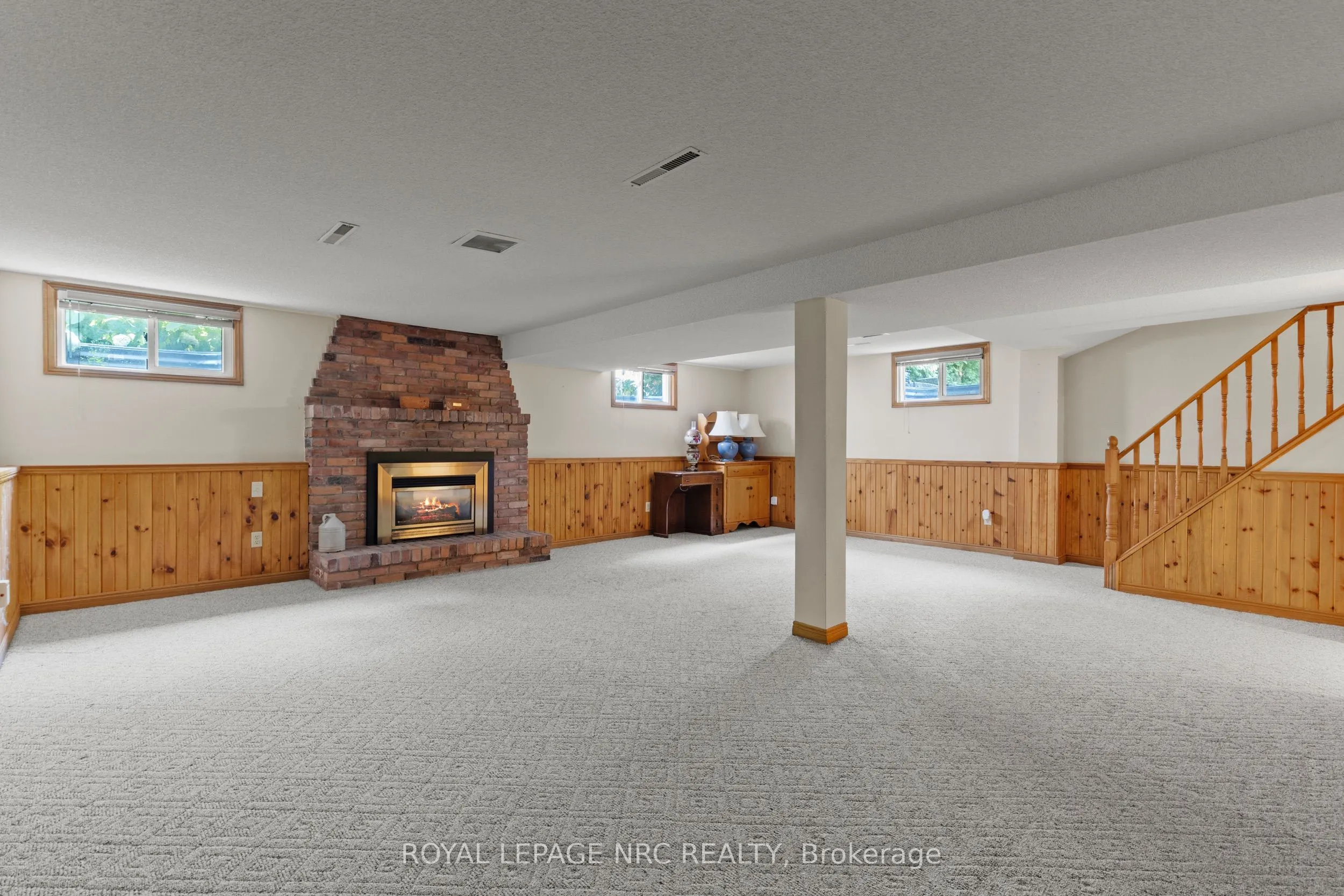 10 Upper Canada Drive