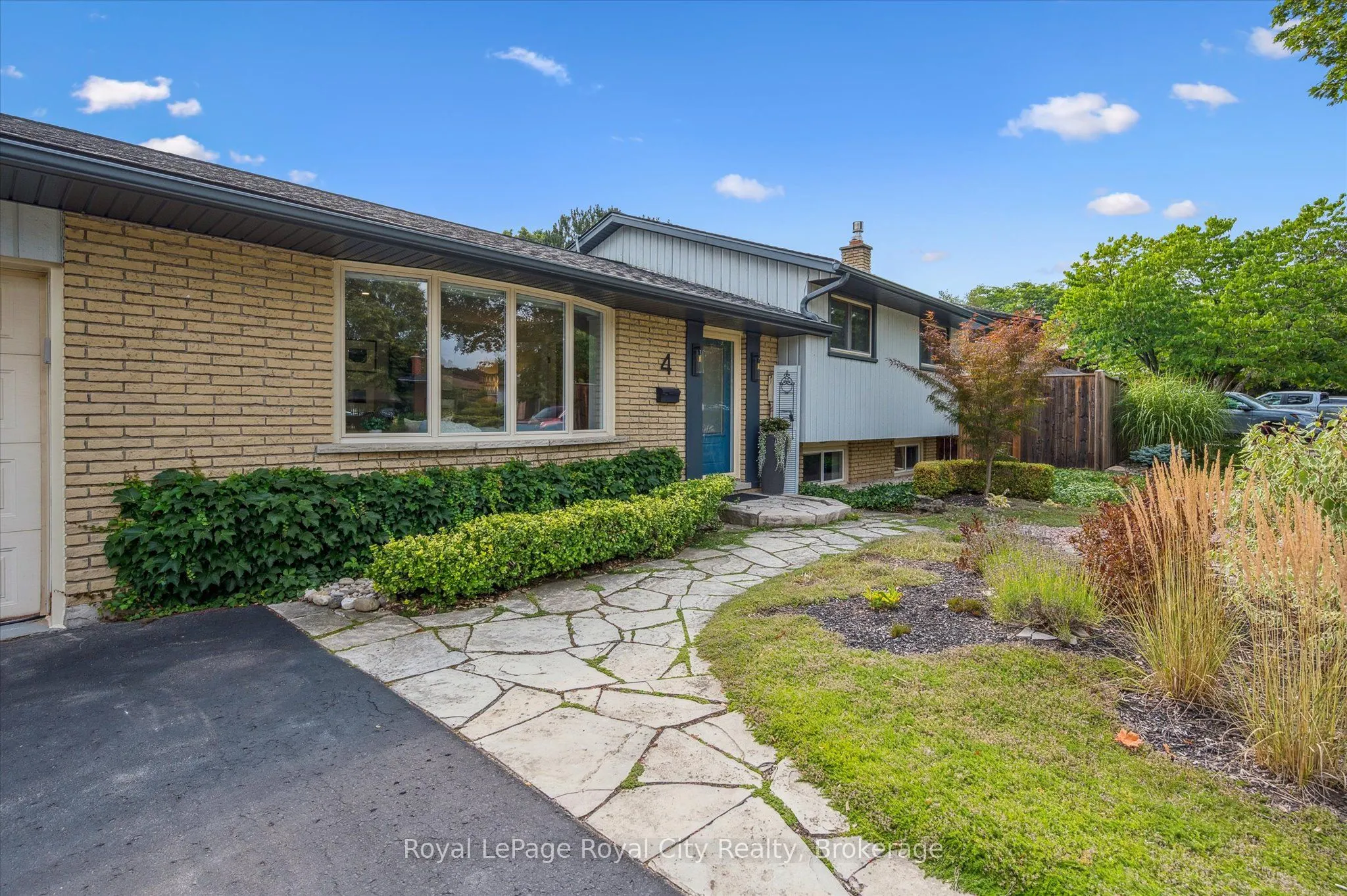 4 Carnaby Crescent