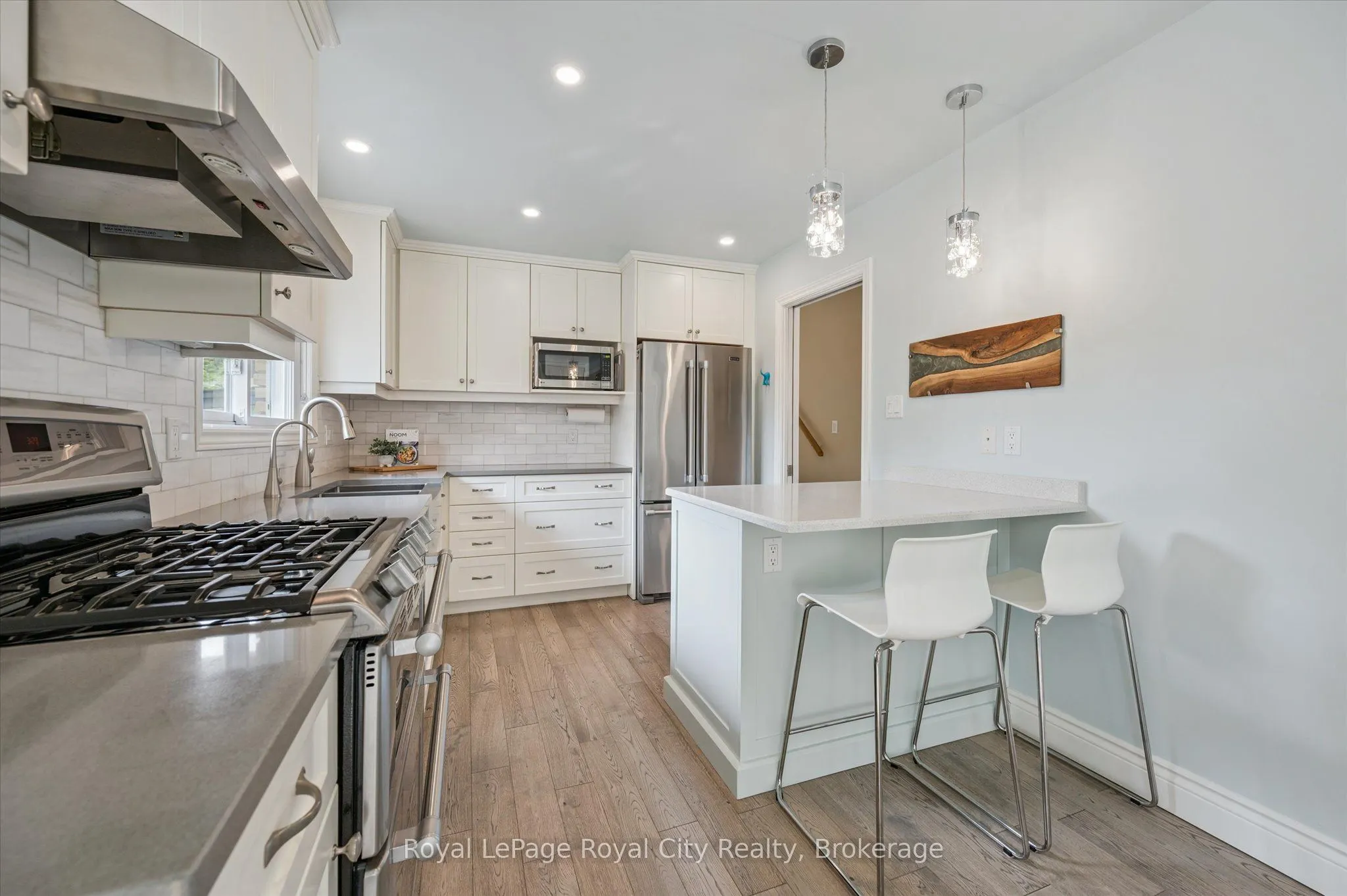 4 Carnaby Crescent