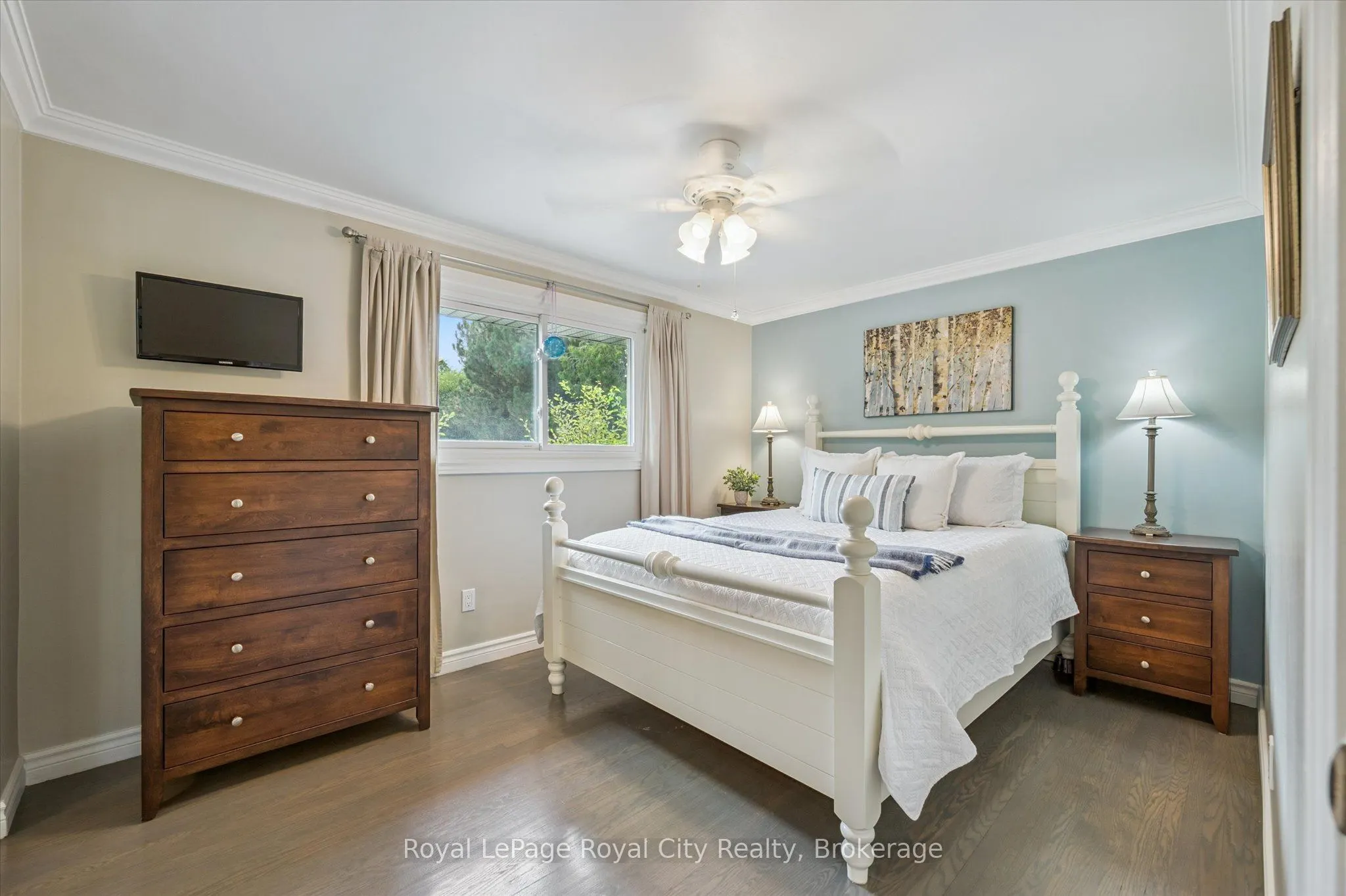 4 Carnaby Crescent