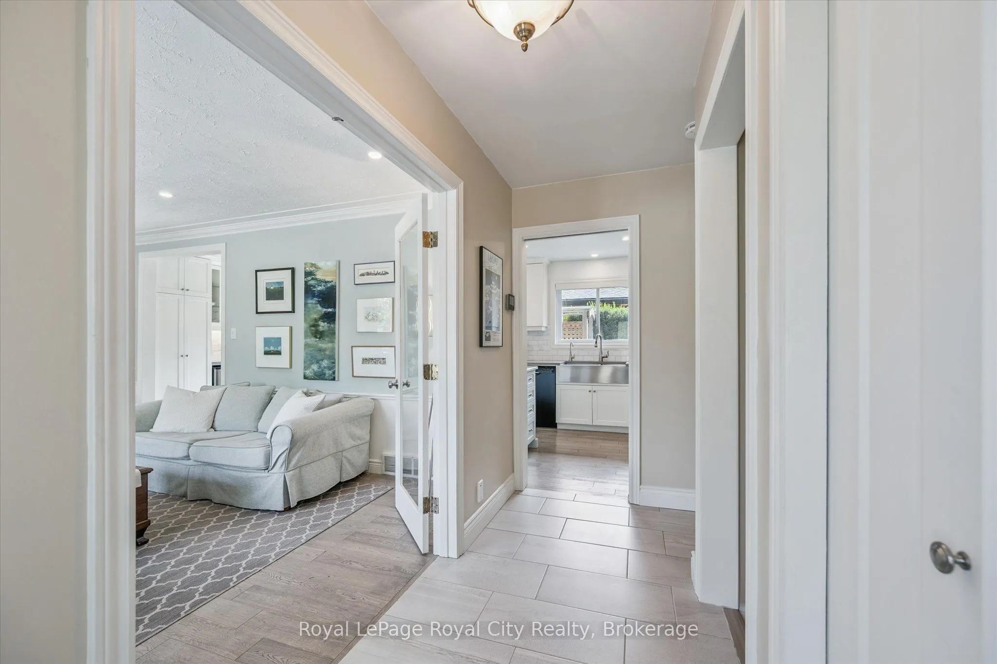 4 Carnaby Crescent
