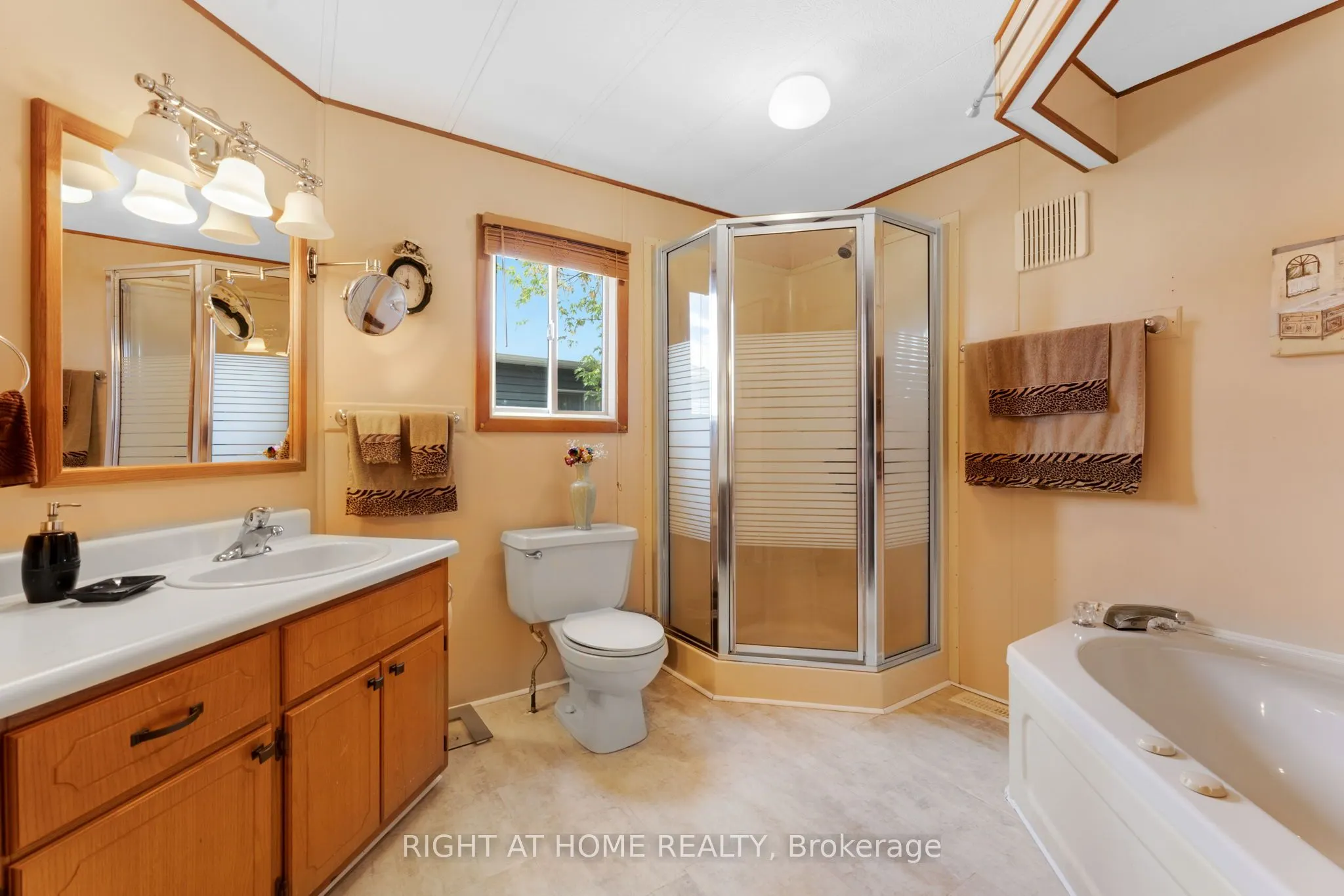 3033 TOWNLINE Road, #8