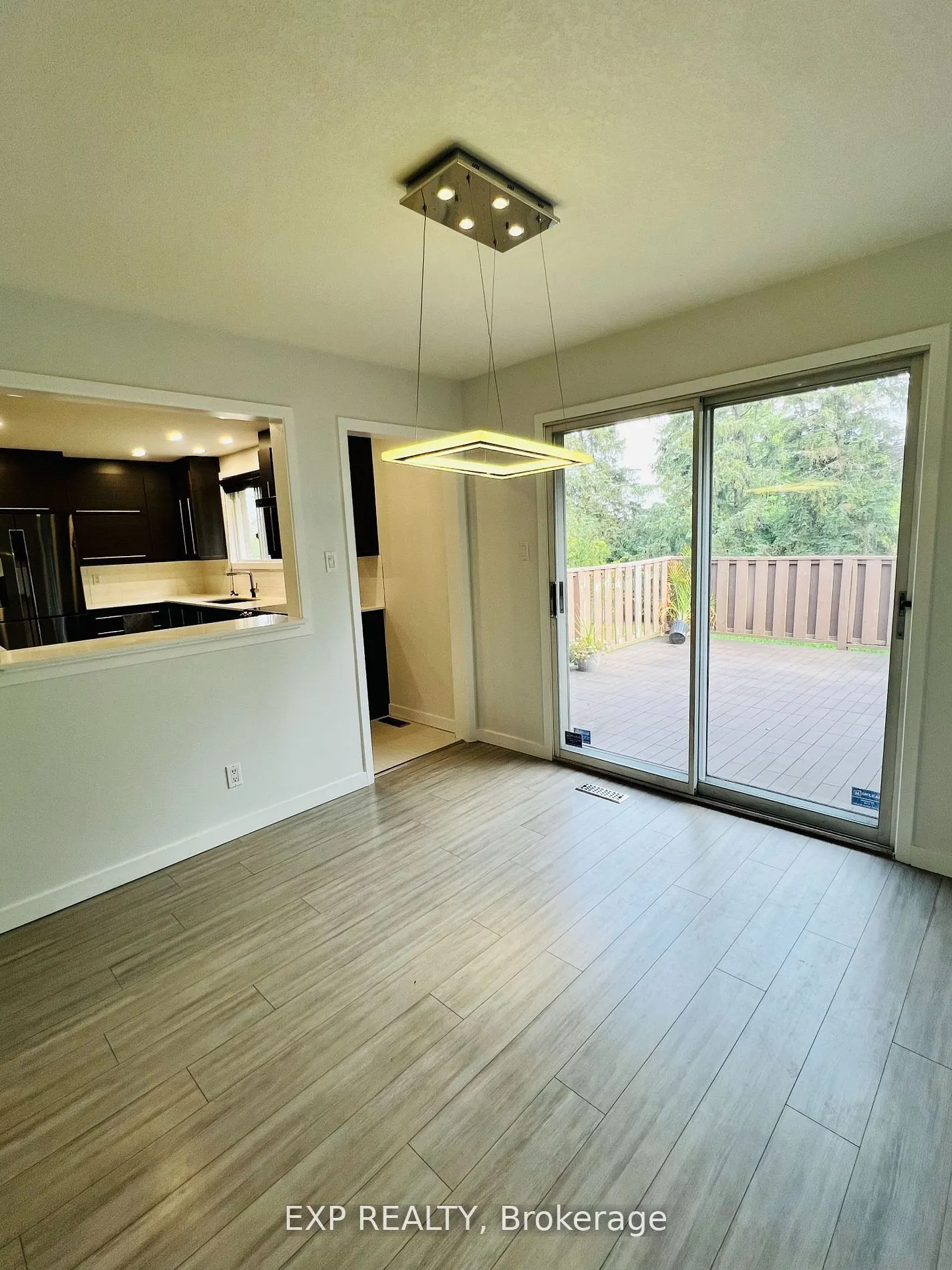 213 Northlake Drive