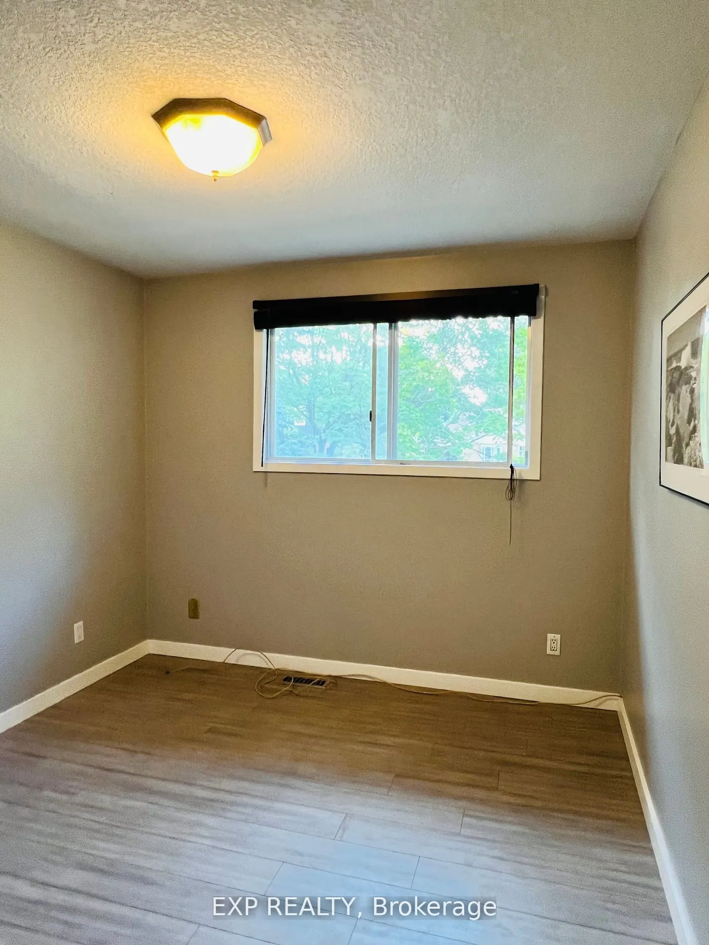 213 Northlake Drive