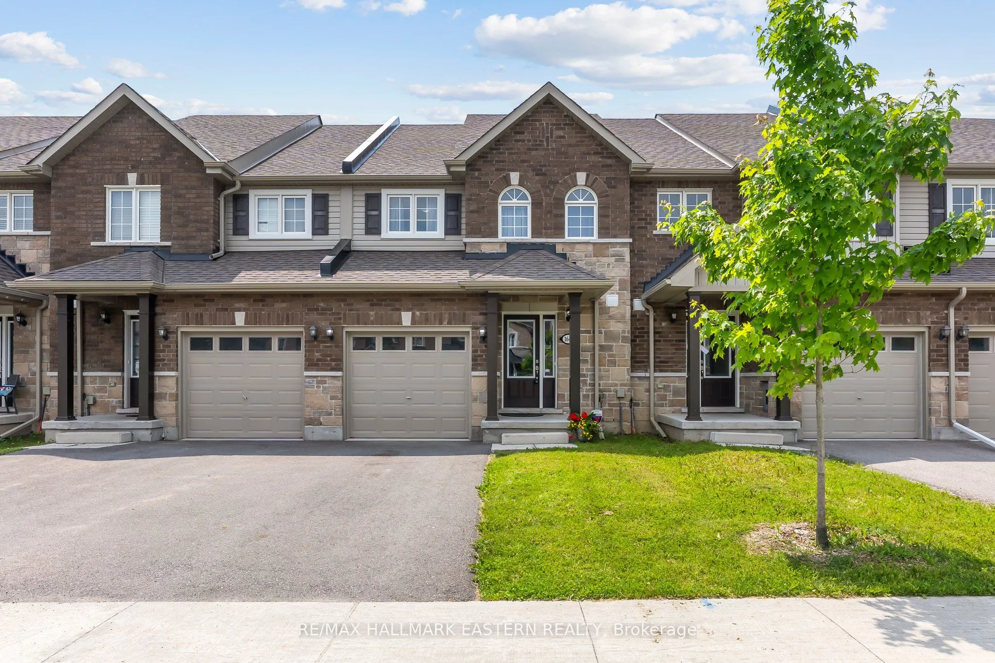 1649 Hetherington Drive