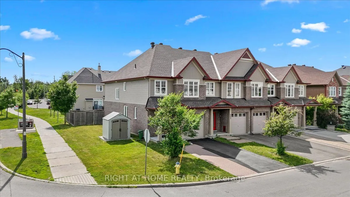 601 WILLOWMERE Way