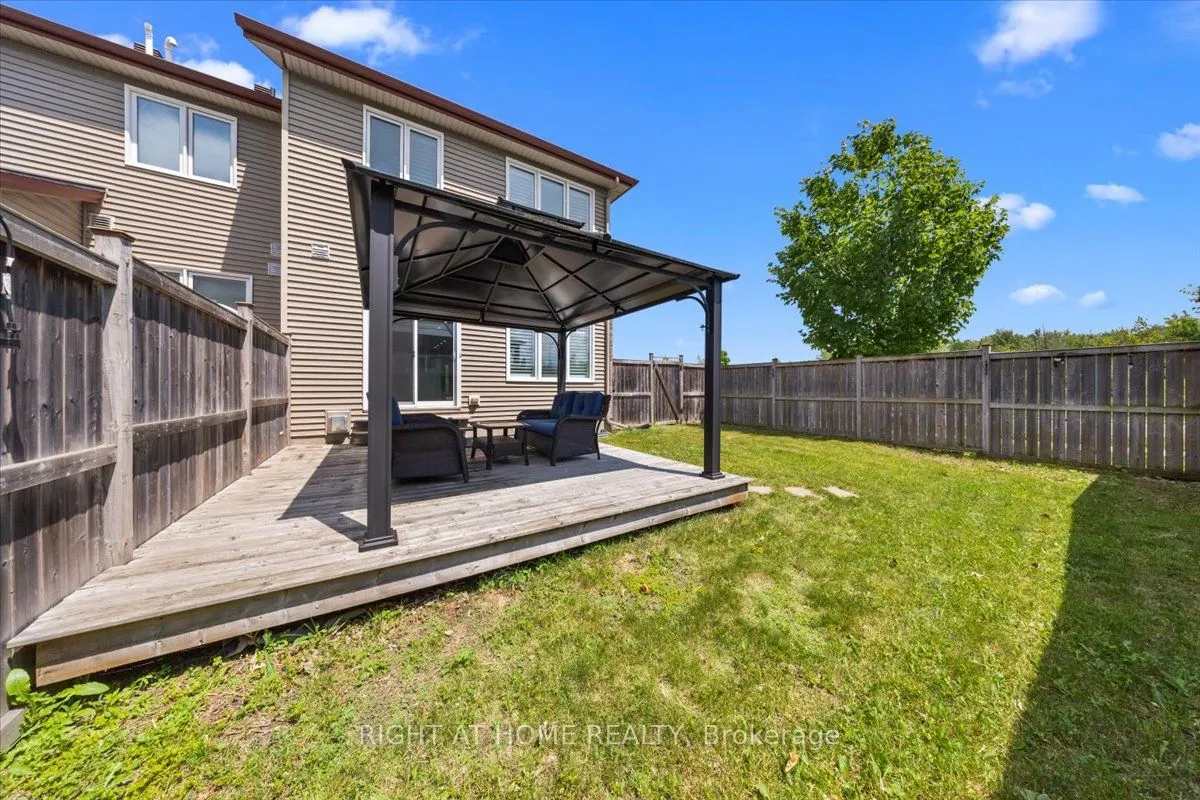 601 WILLOWMERE Way