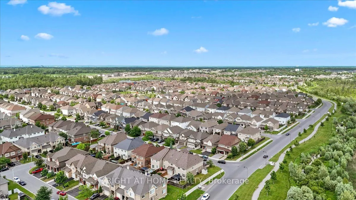 601 WILLOWMERE Way