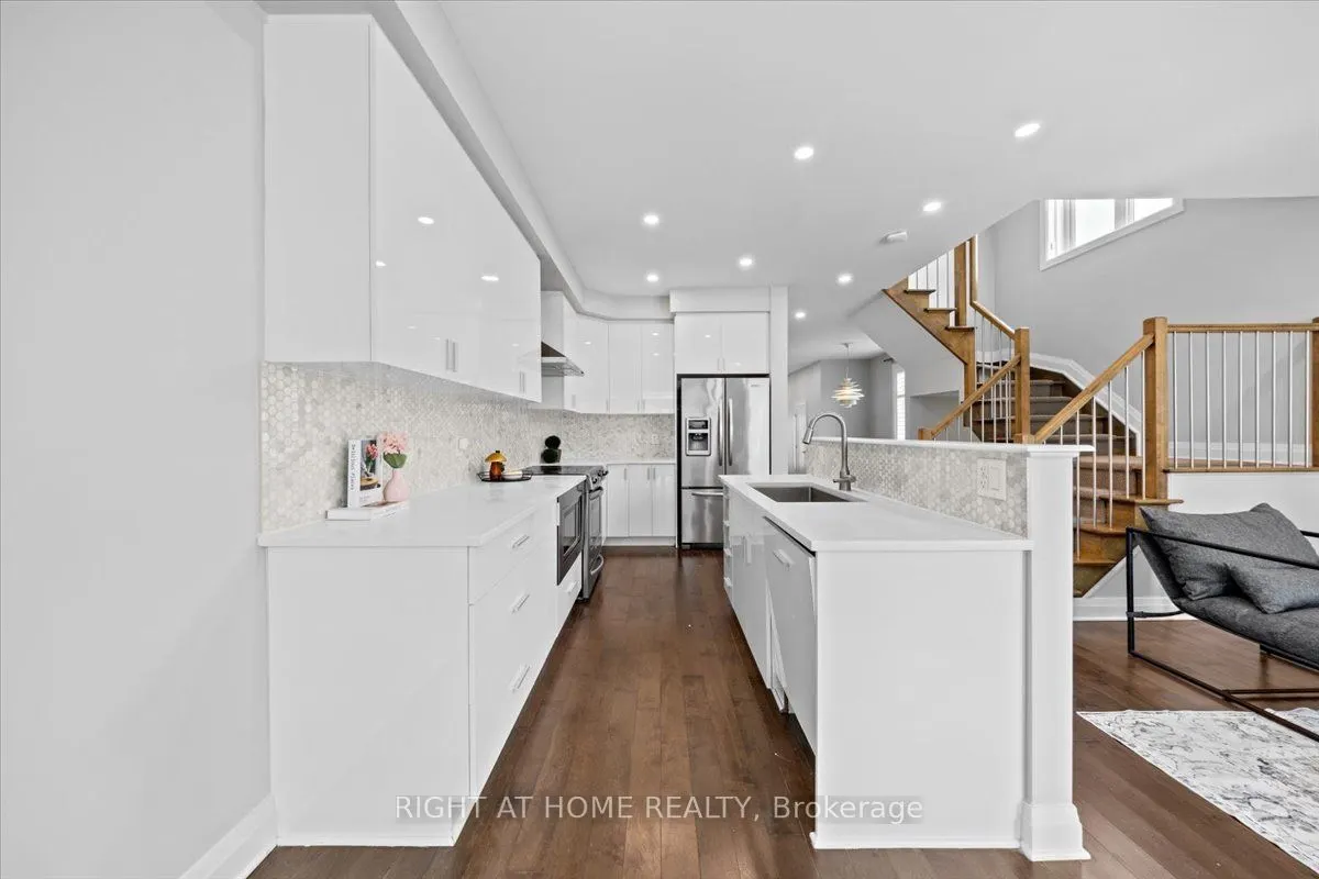 601 WILLOWMERE Way