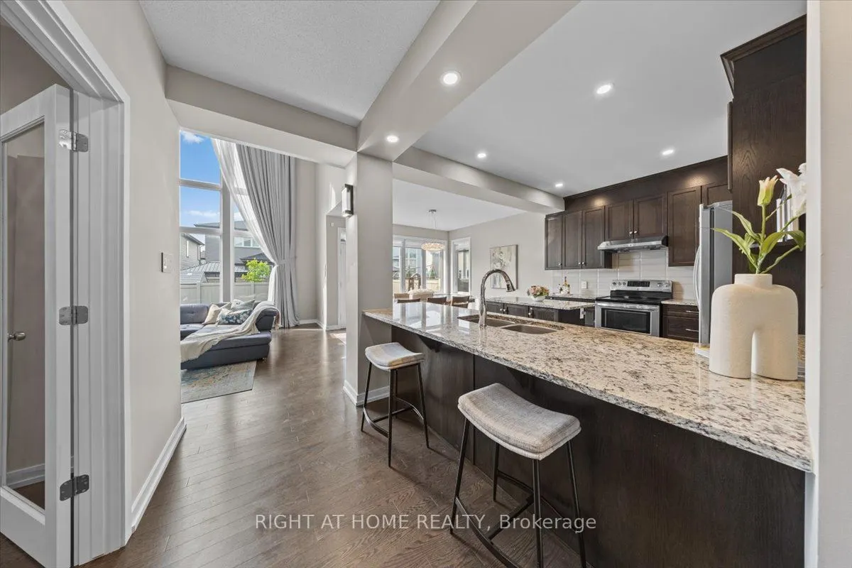 319 Oxer Place
