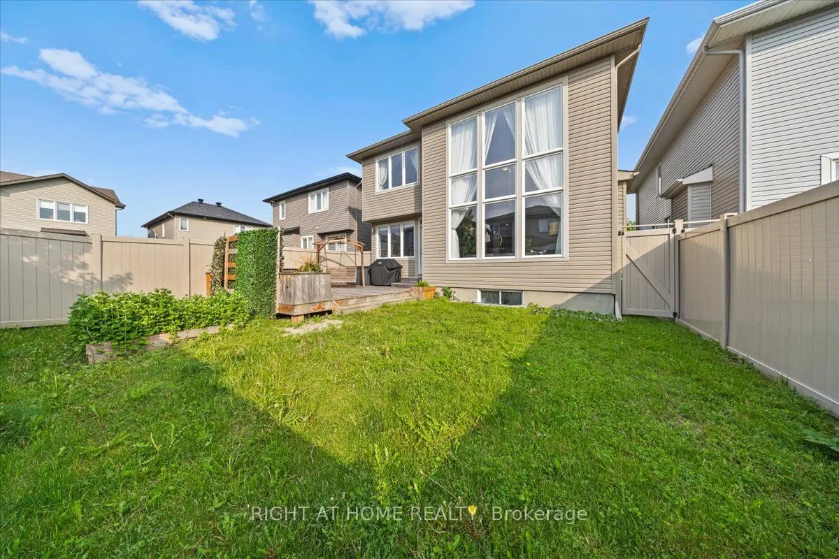 319 Oxer Place