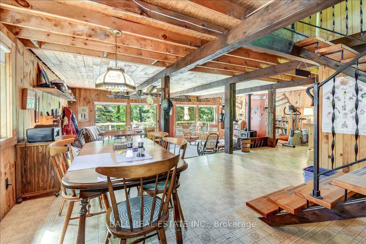 351 Limerick Lake Shore N
