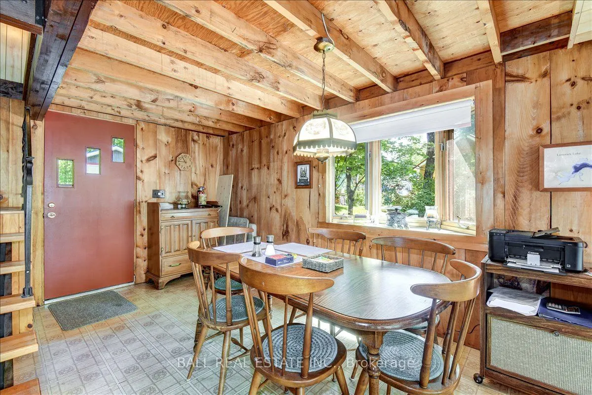 351 Limerick Lake Shore N