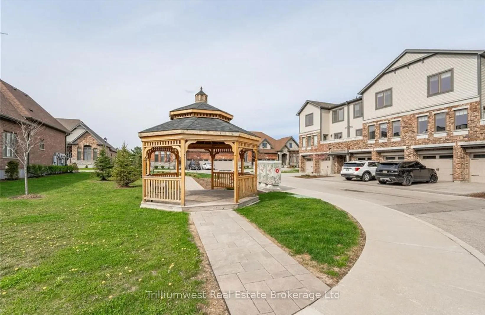 39 Kay Crescent, #13