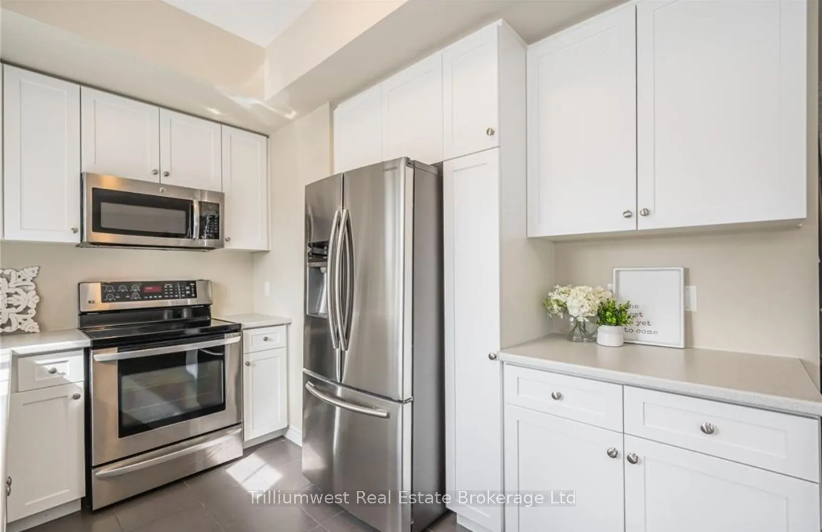 39 Kay Crescent, #13