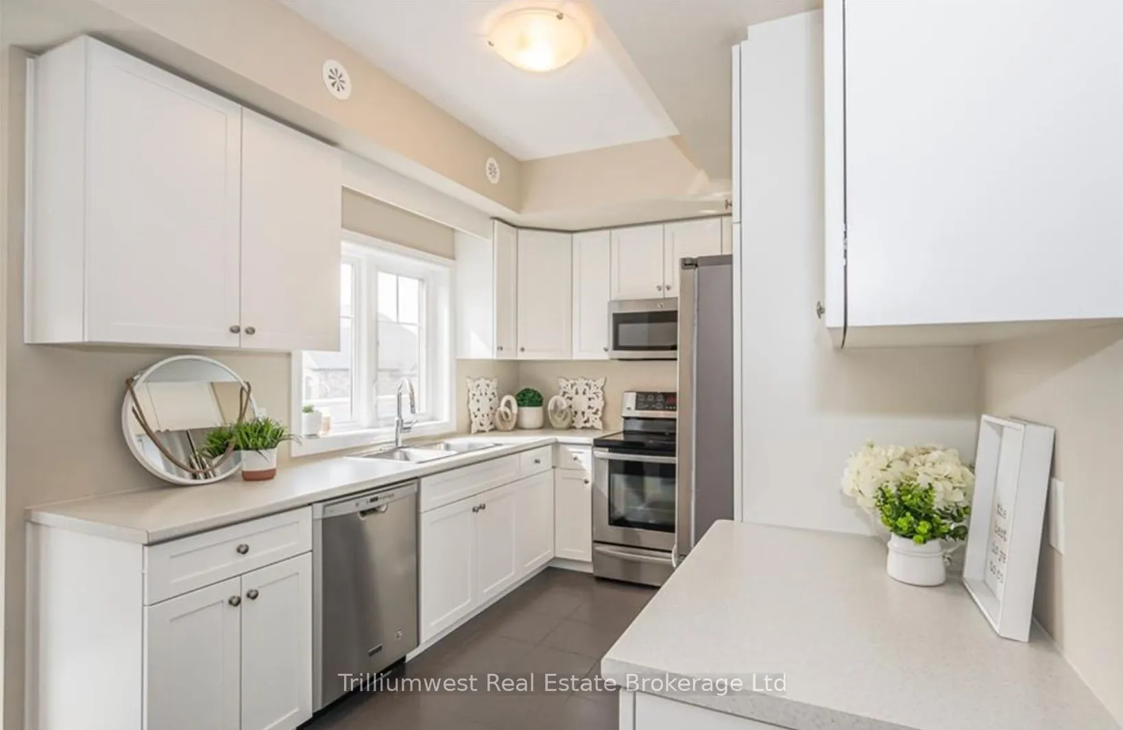 39 Kay Crescent, #13