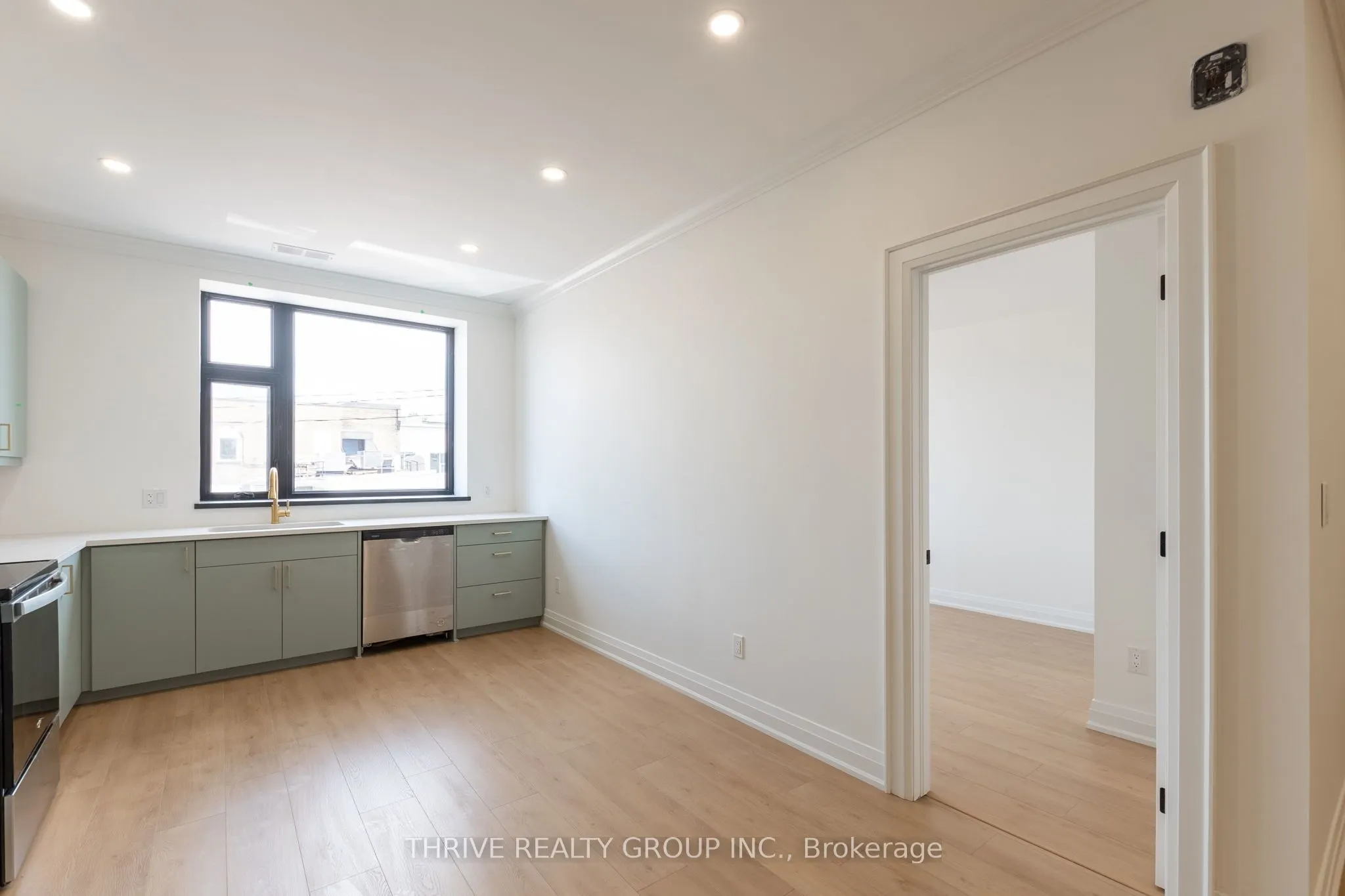 16 Hincks Street, #9