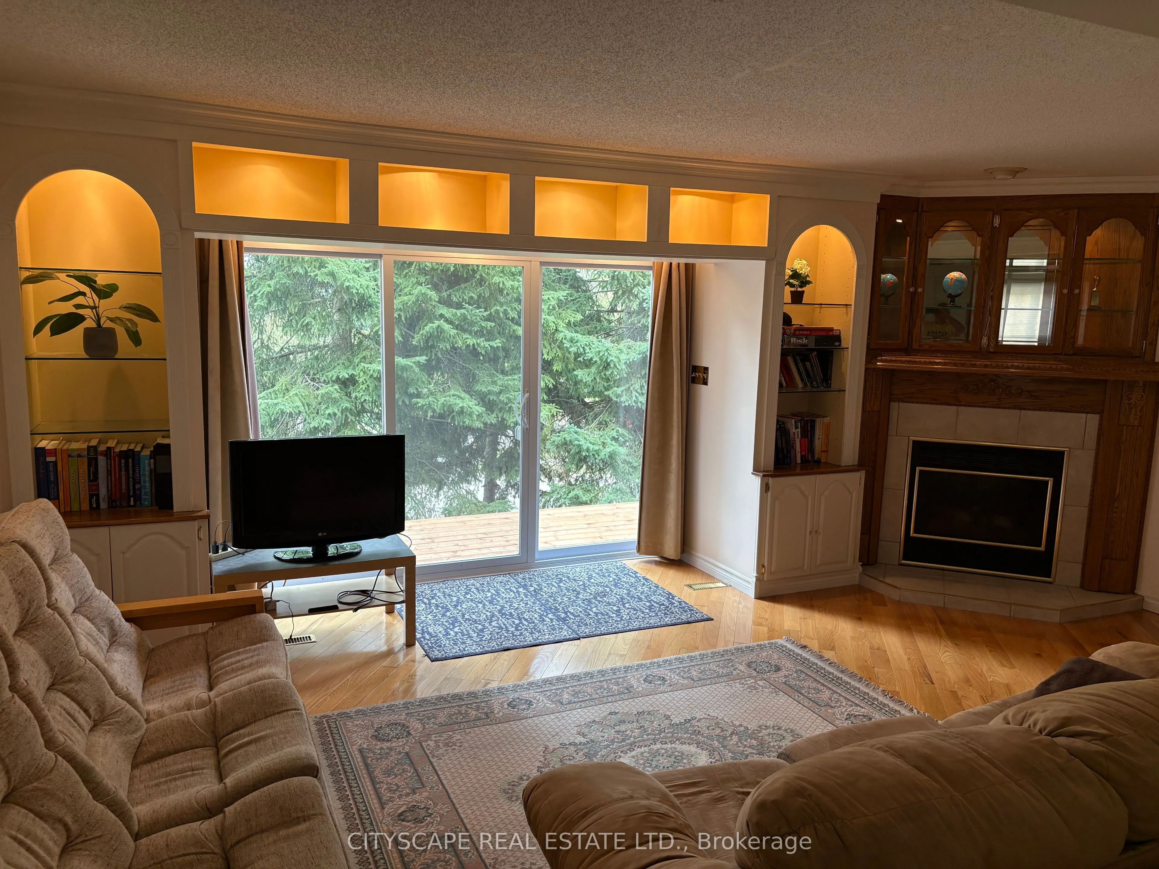250 Keats Way, #17