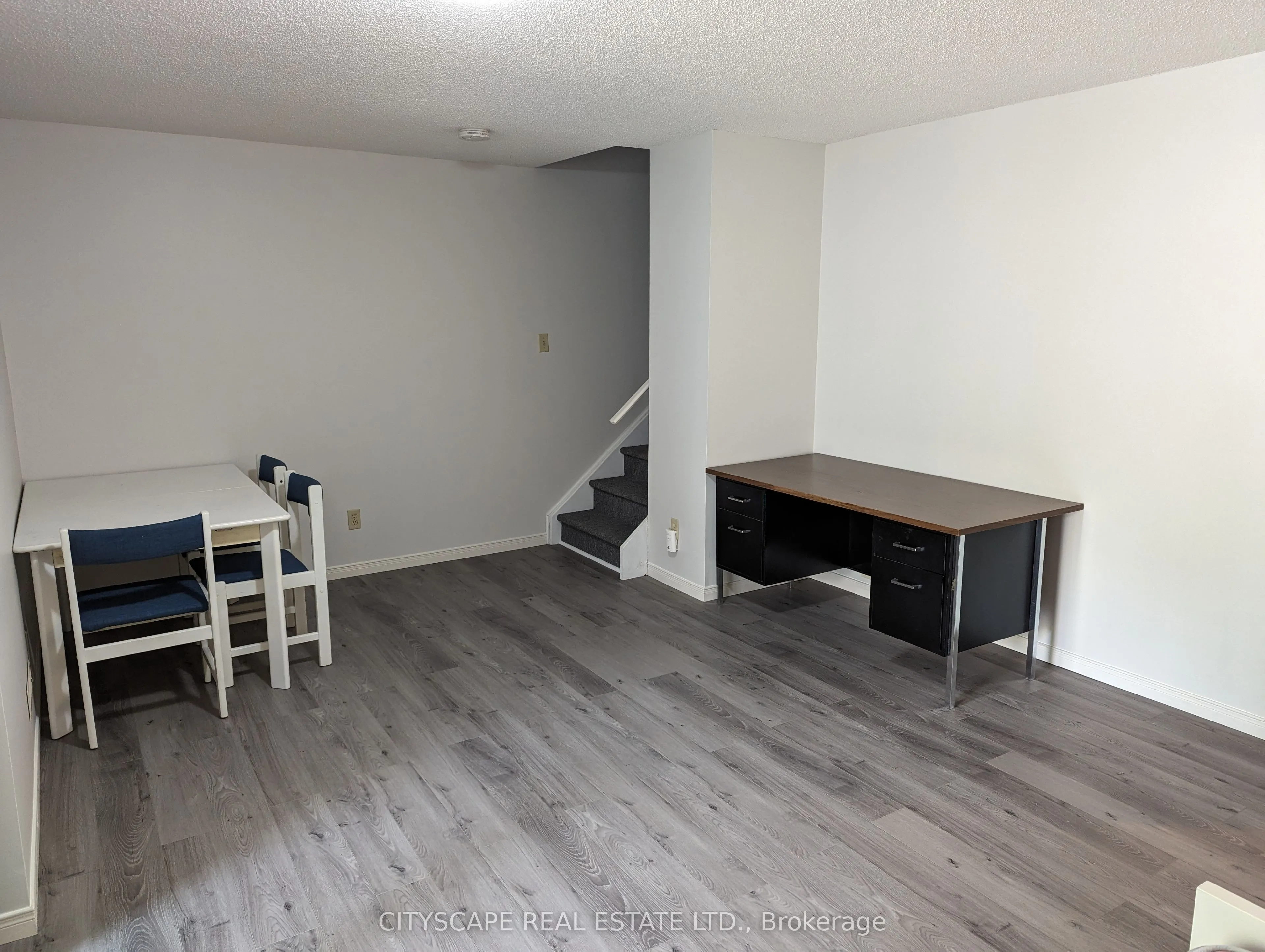 250 Keats Way, #17