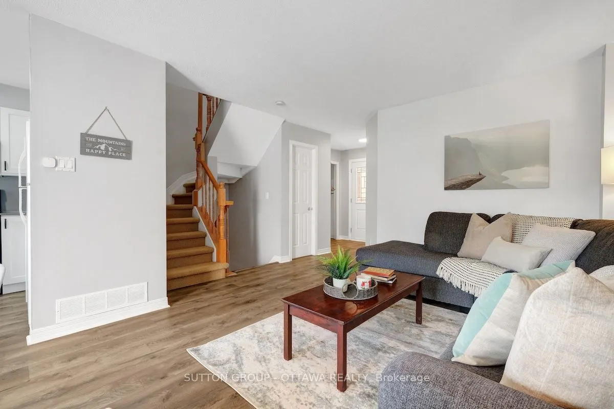 199 Markland Crescent