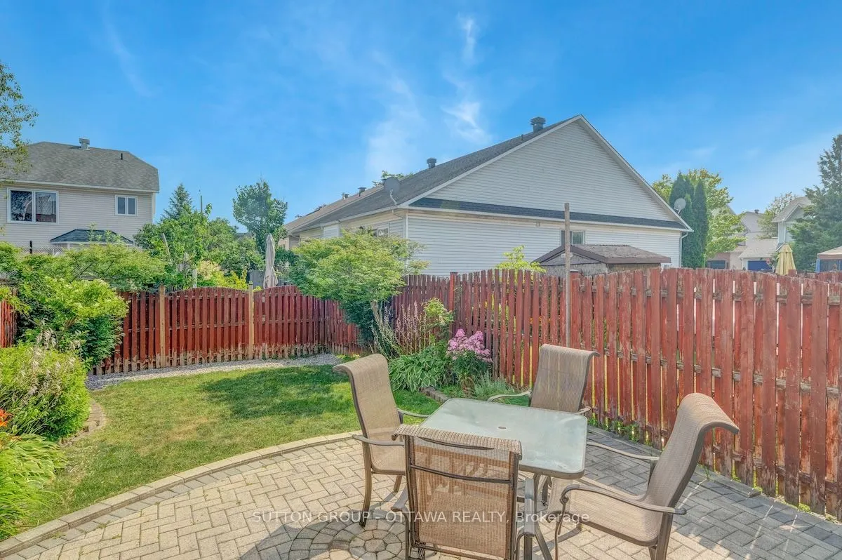 199 Markland Crescent