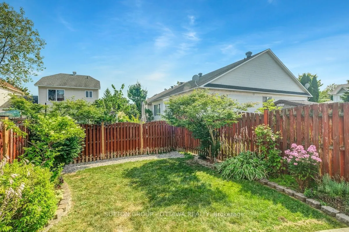199 Markland Crescent