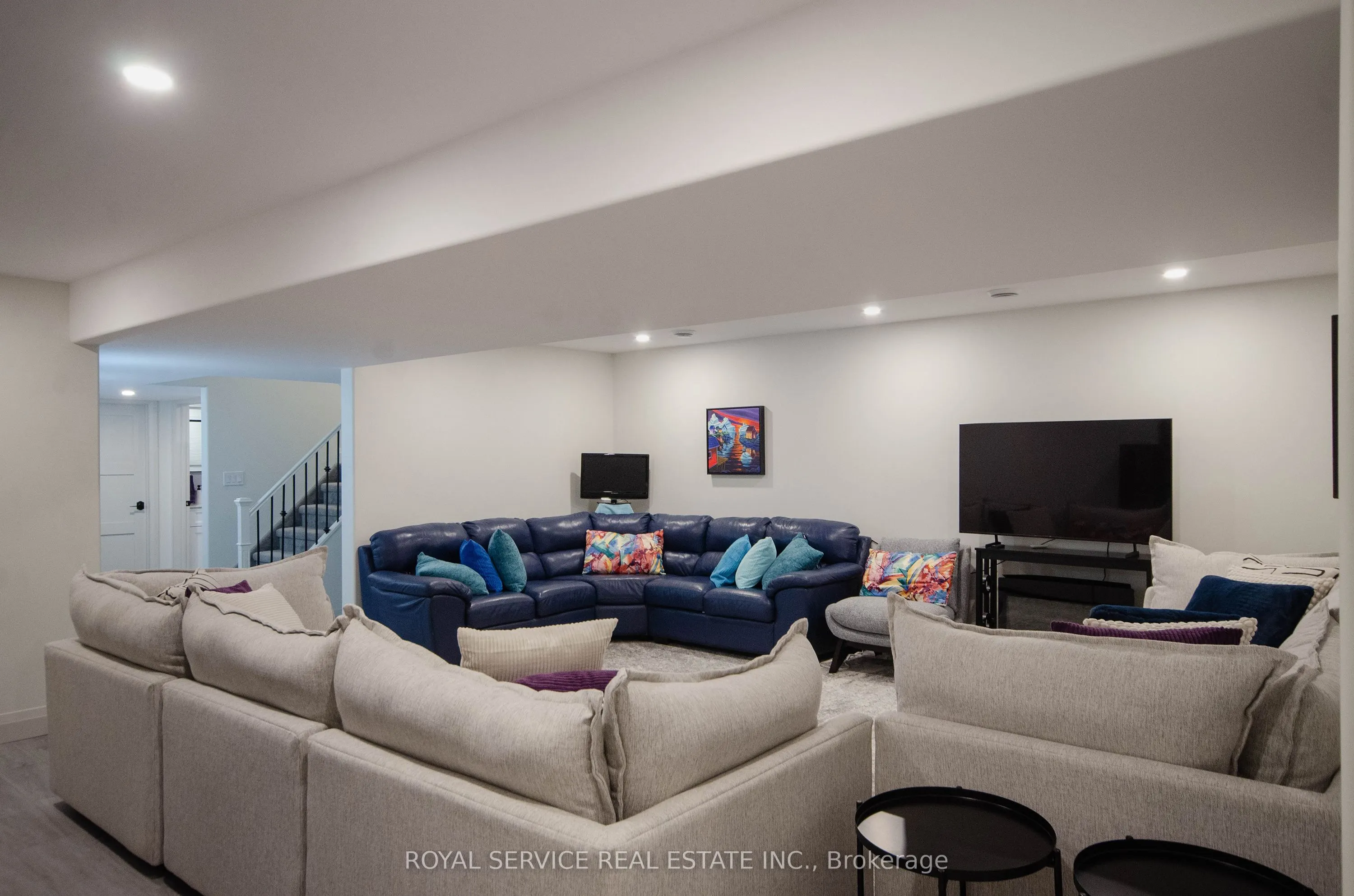 79 Orchard Way, #13