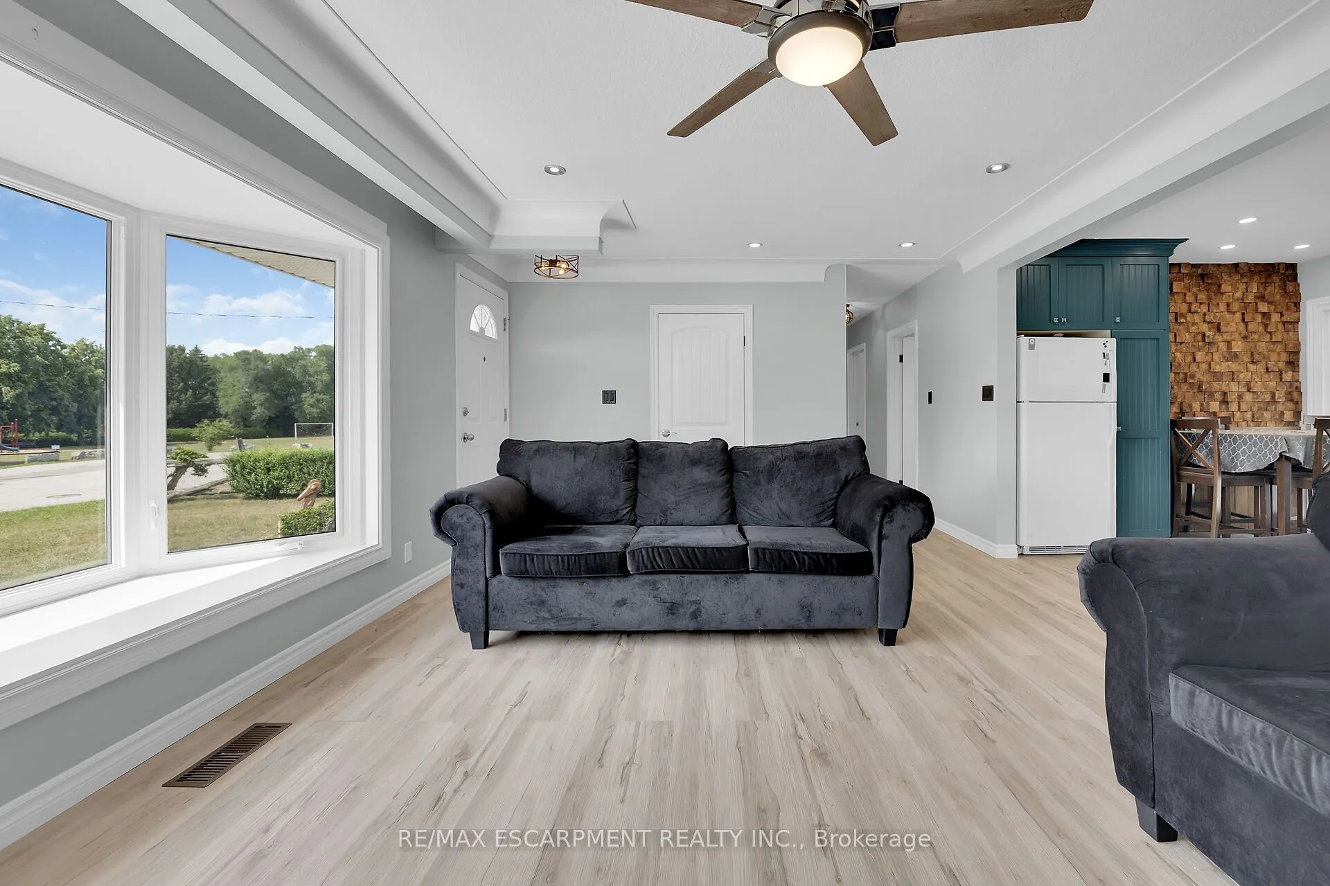 46 Oriole Crescent