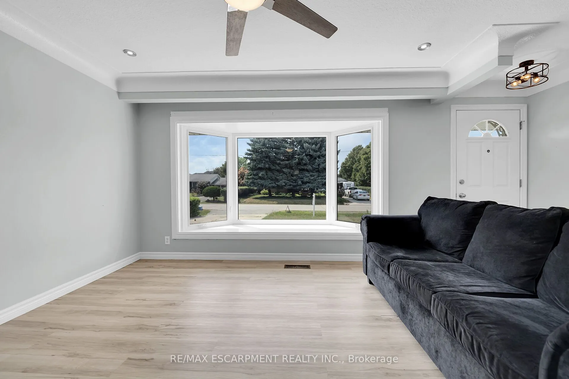 46 Oriole Crescent