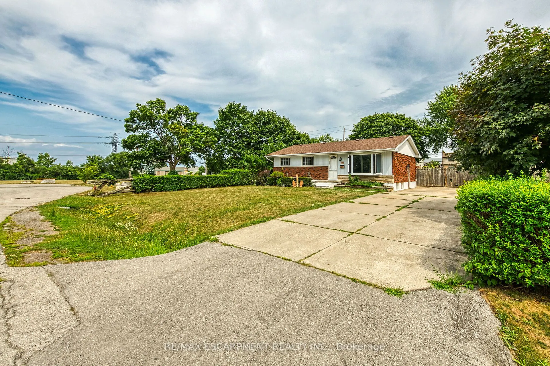 46 Oriole Crescent