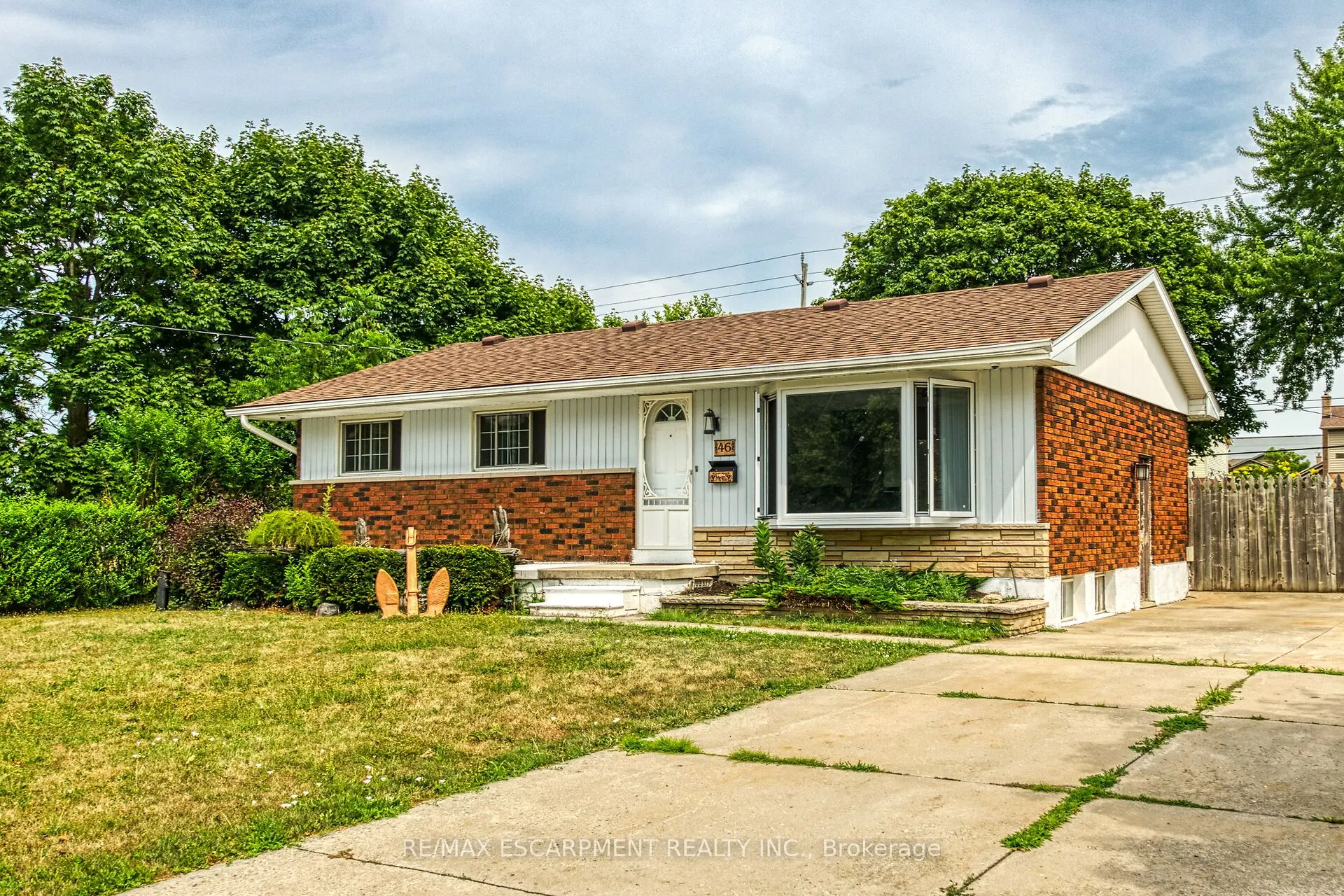 46 Oriole Crescent