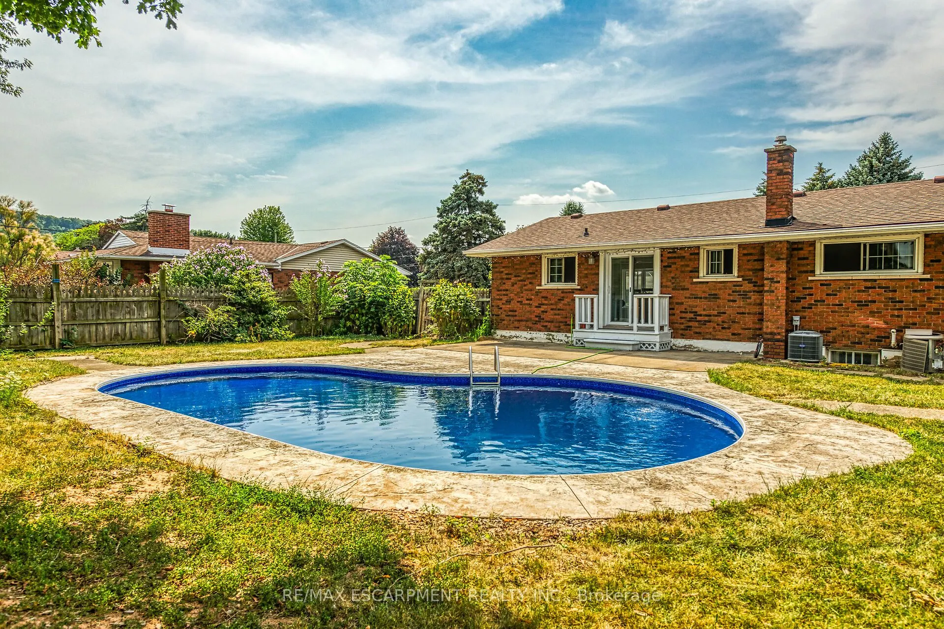 46 Oriole Crescent