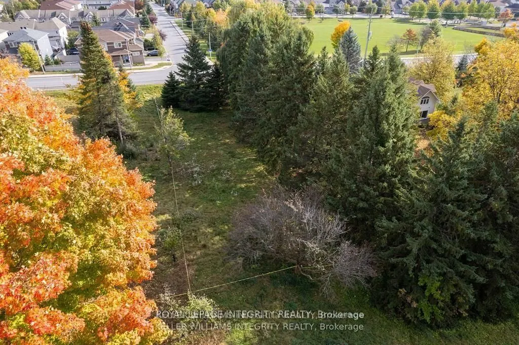 3440 WOODROFFE Avenue, #1