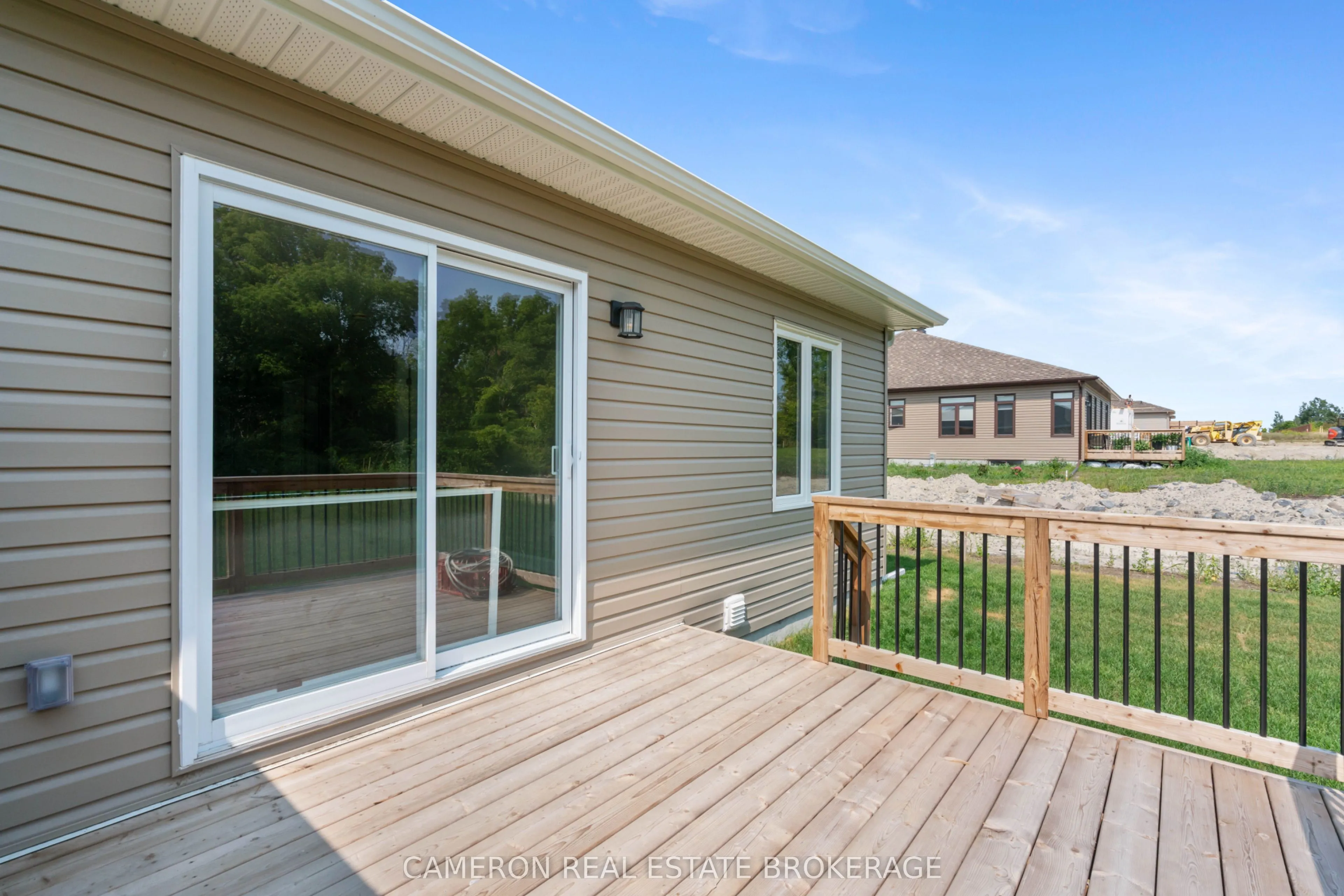55 CLOVER Lane