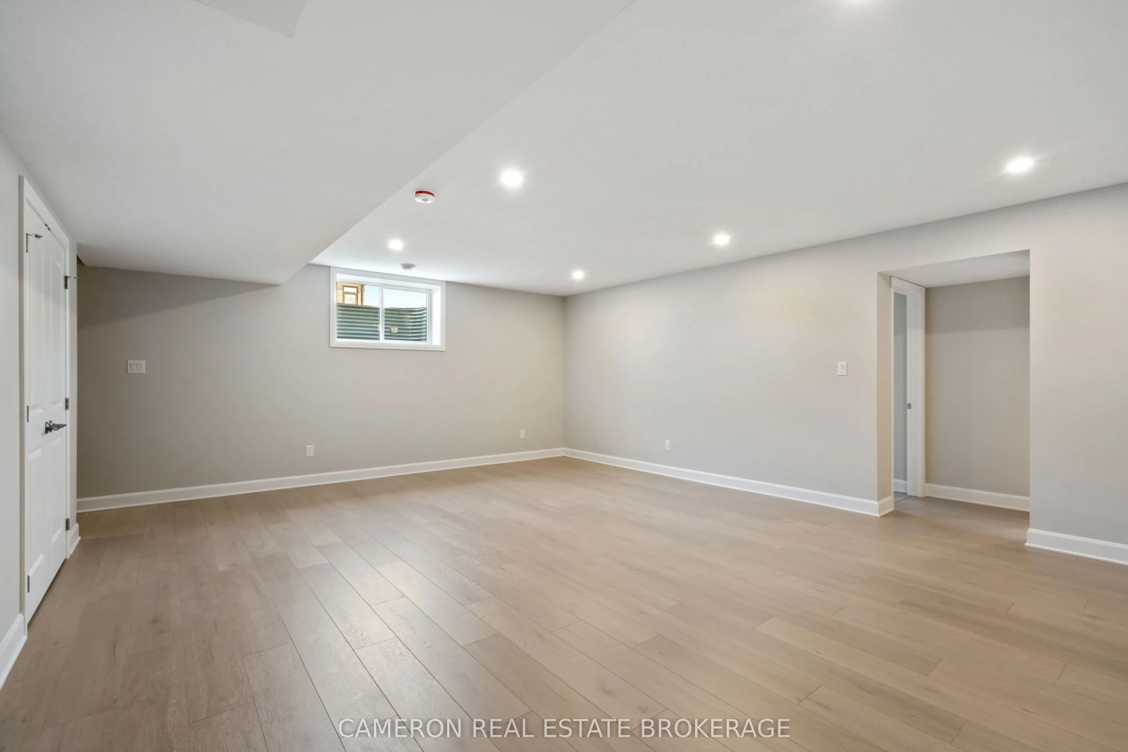 55 CLOVER Lane