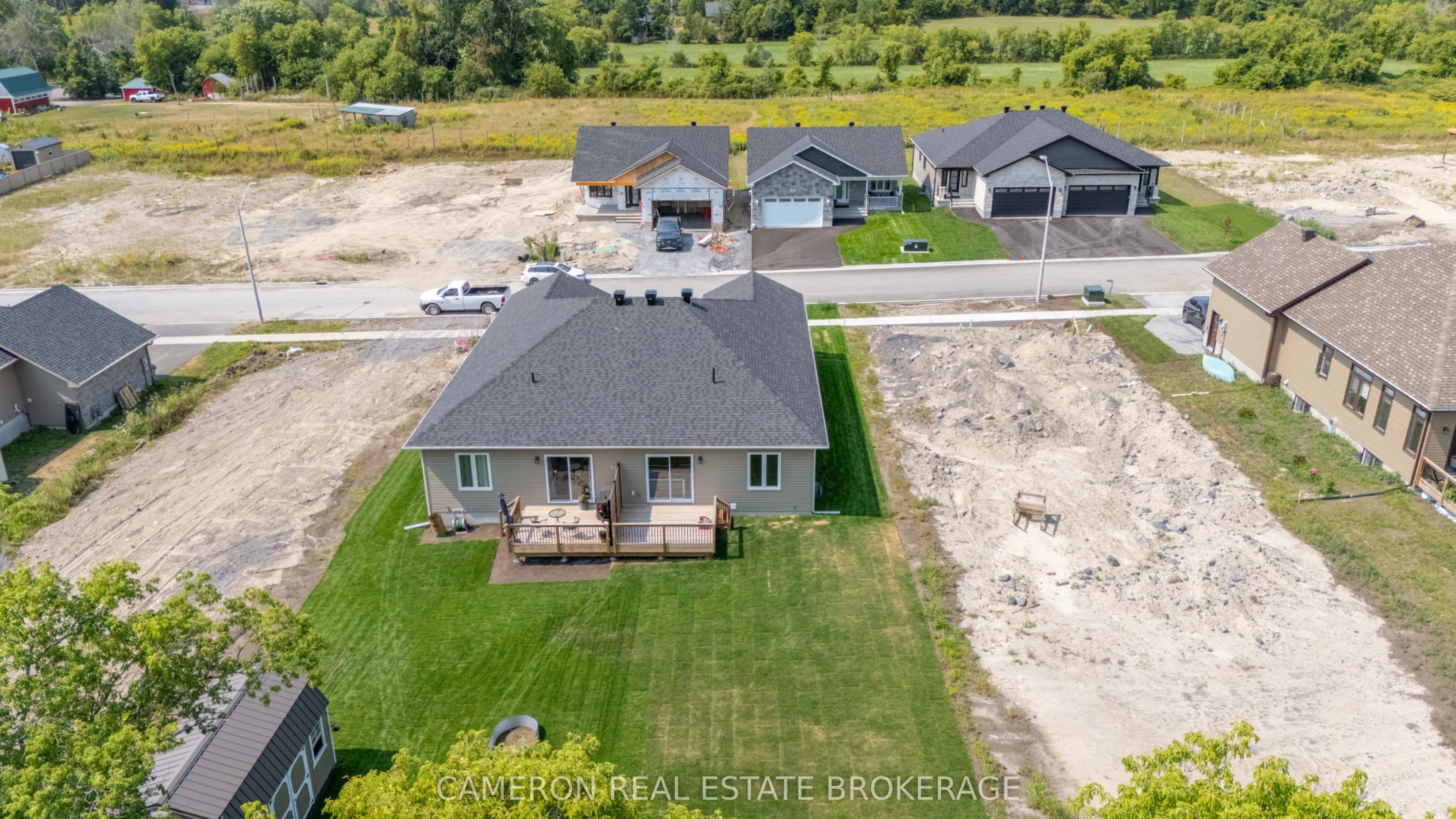 55 CLOVER Lane