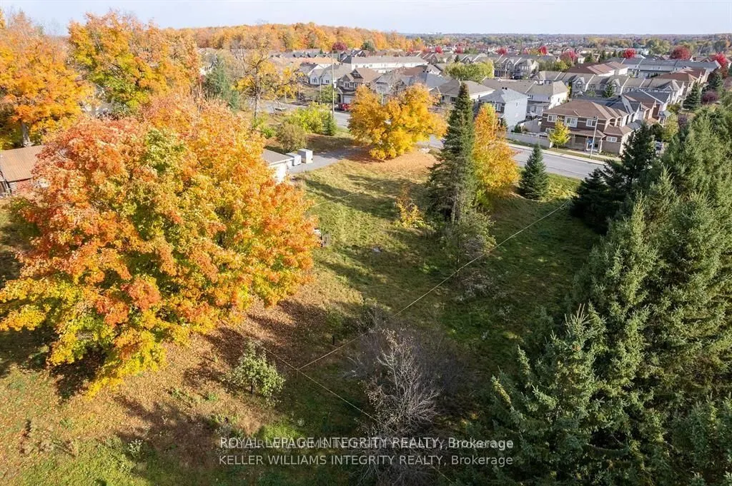 3440 WOODROFFE Avenue, #2