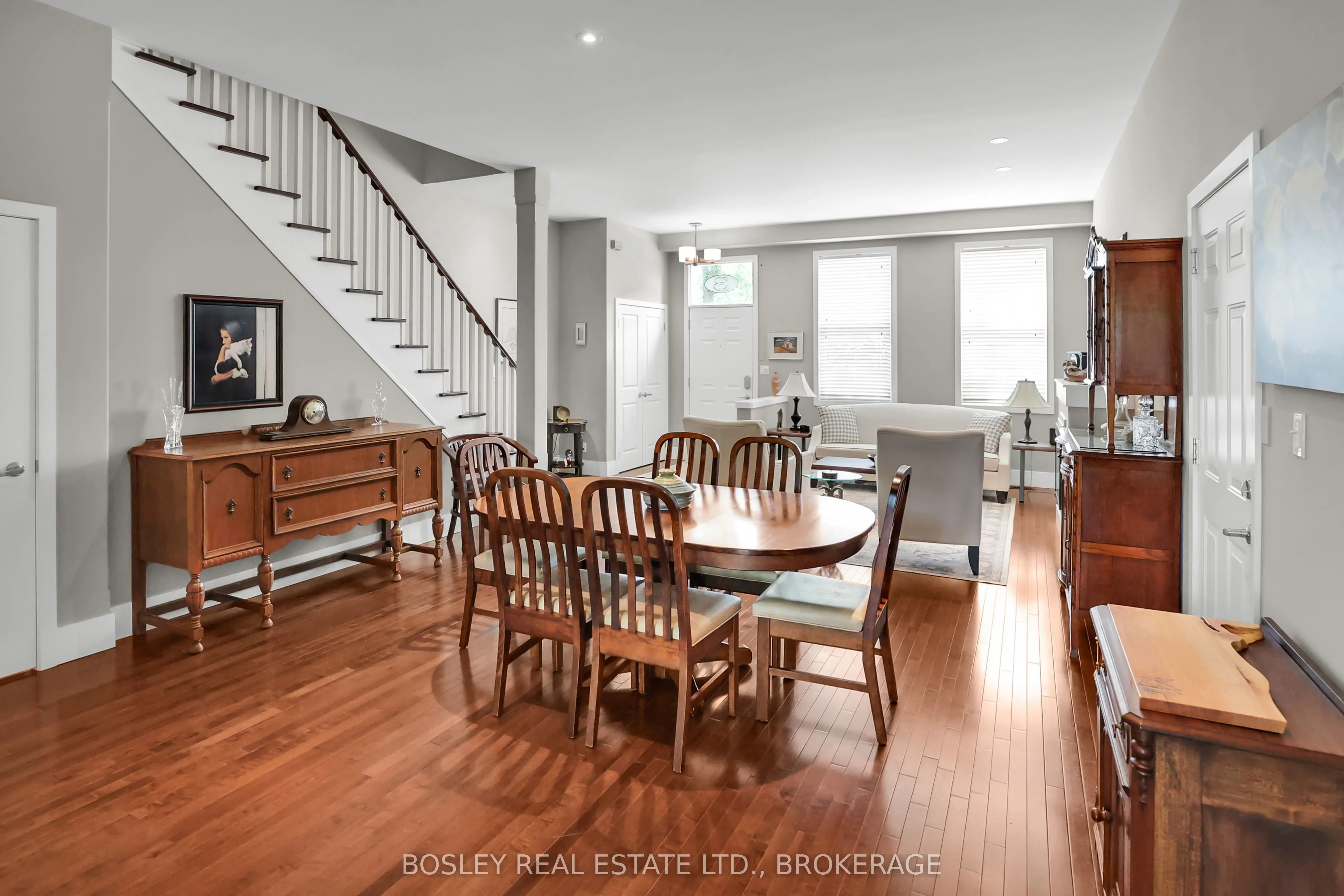 481 Victoria Street, #3