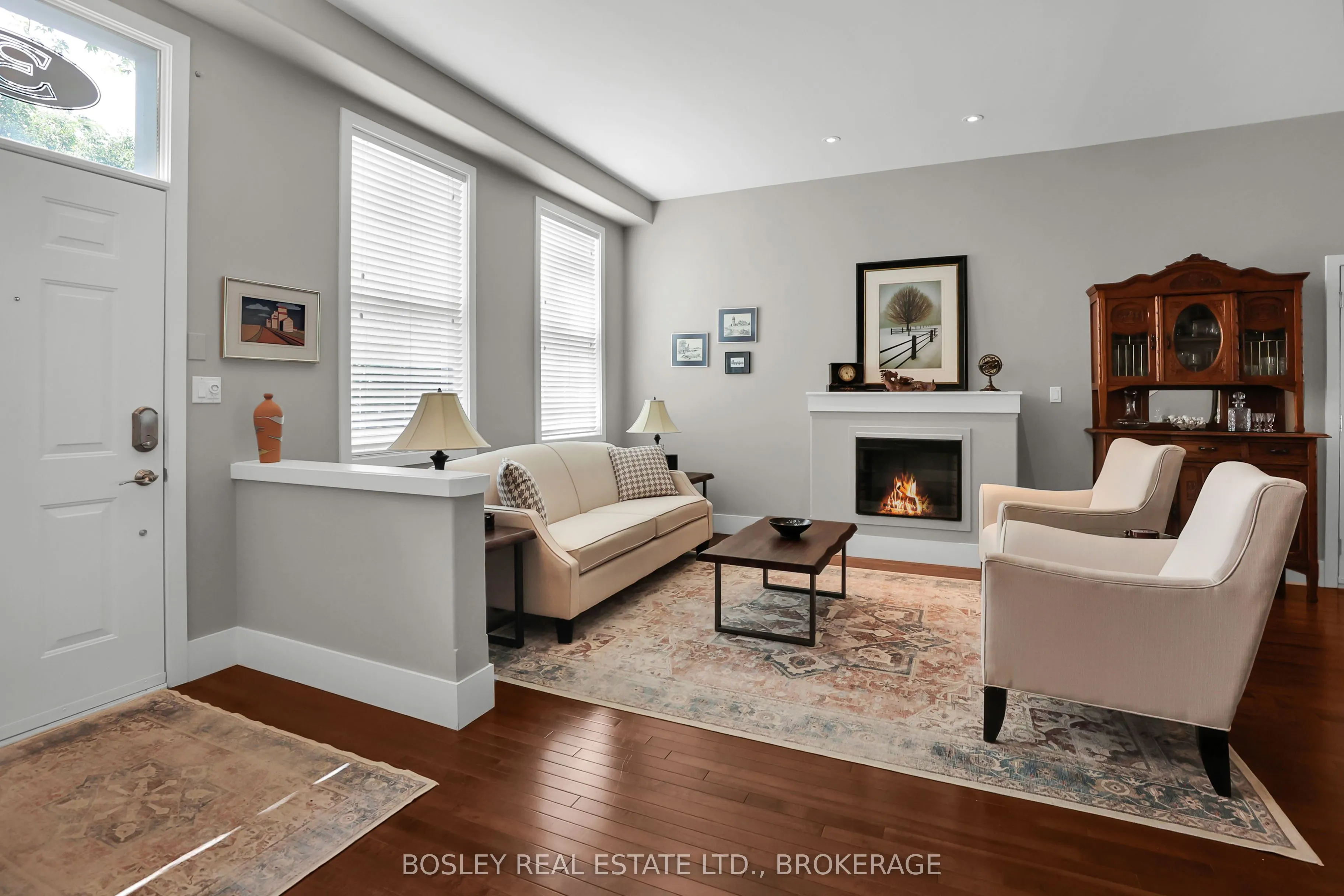 481 Victoria Street, #3