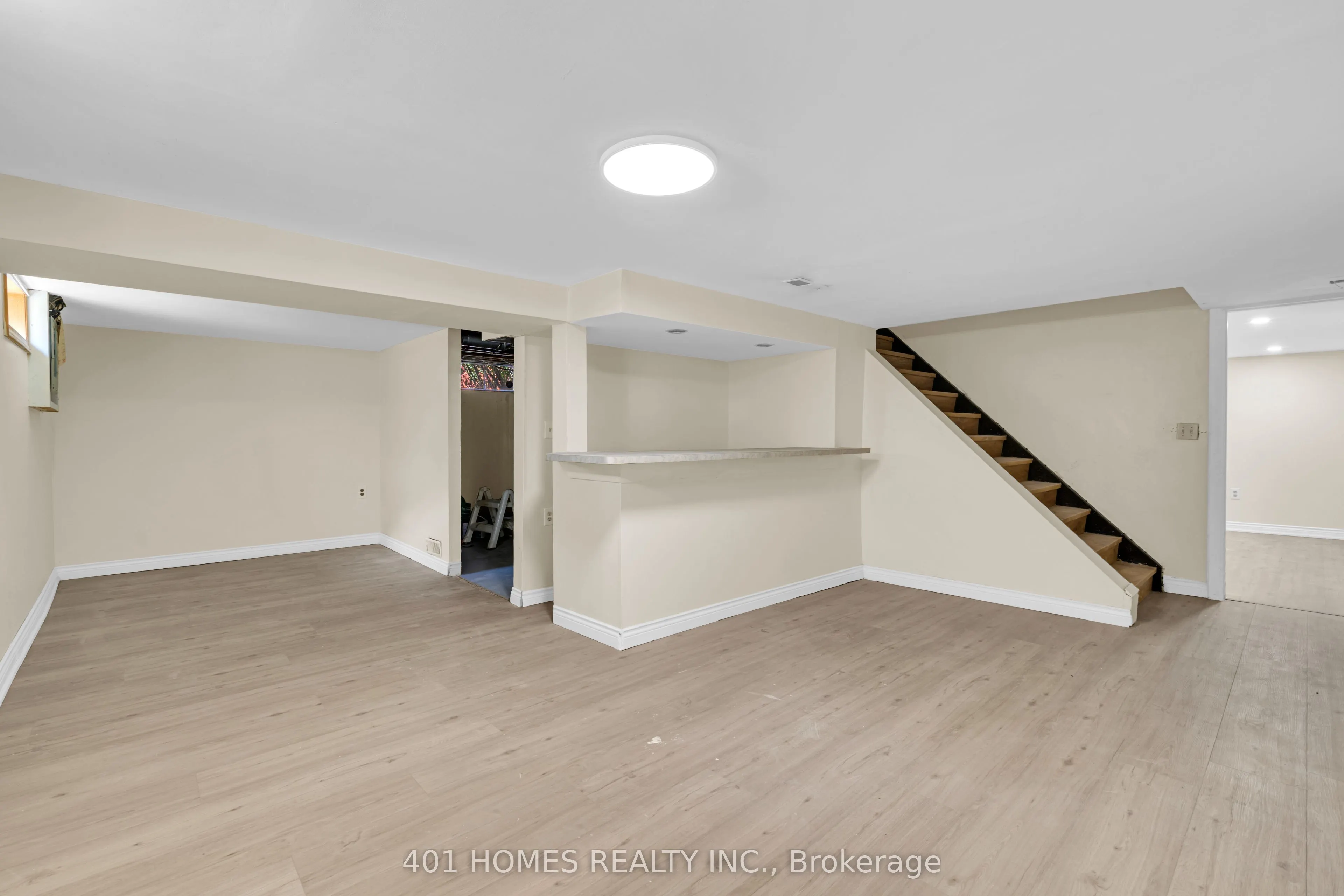 3711 Dandurand Boulevard