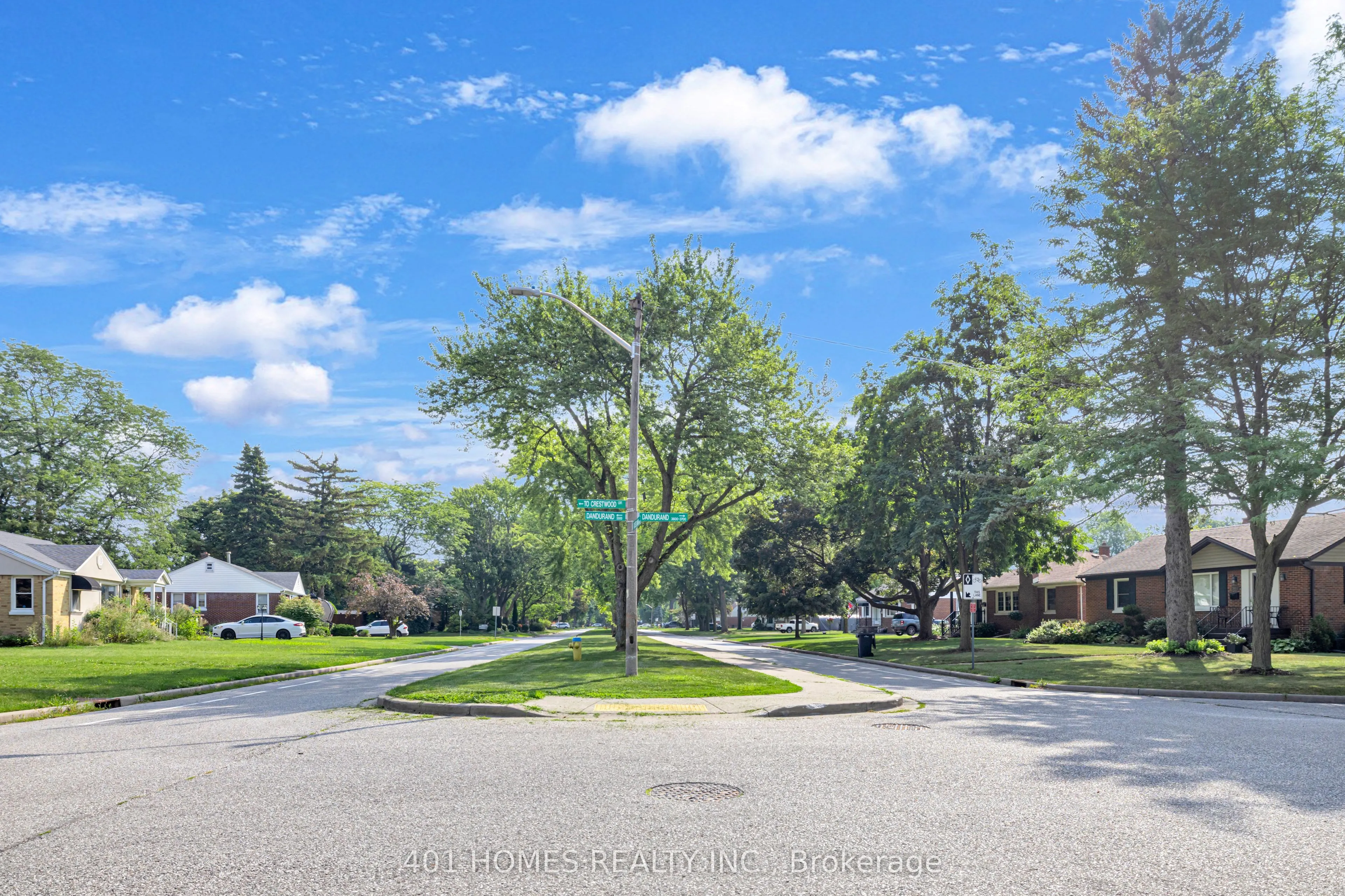 3711 Dandurand Boulevard