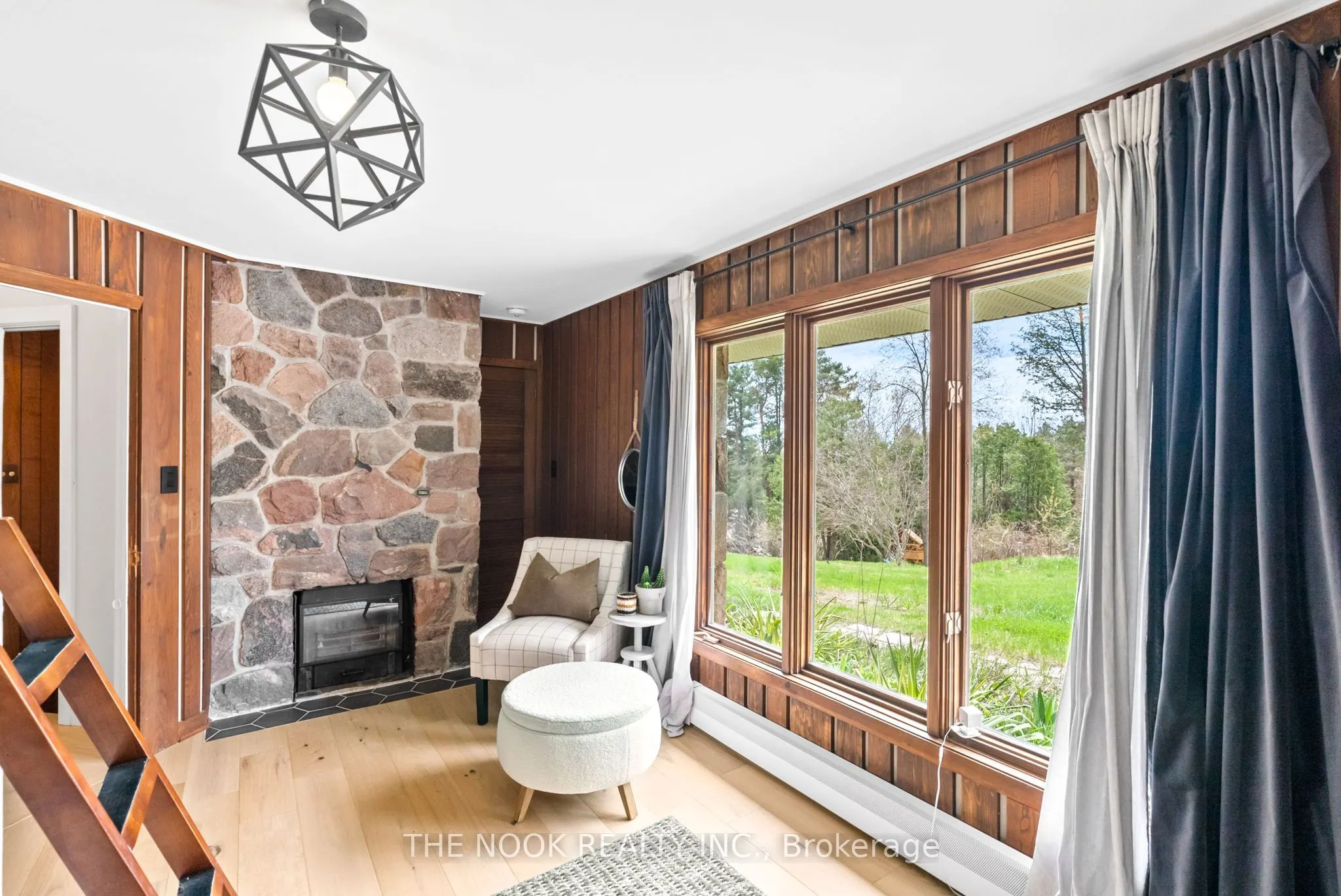 41 Hillview Road