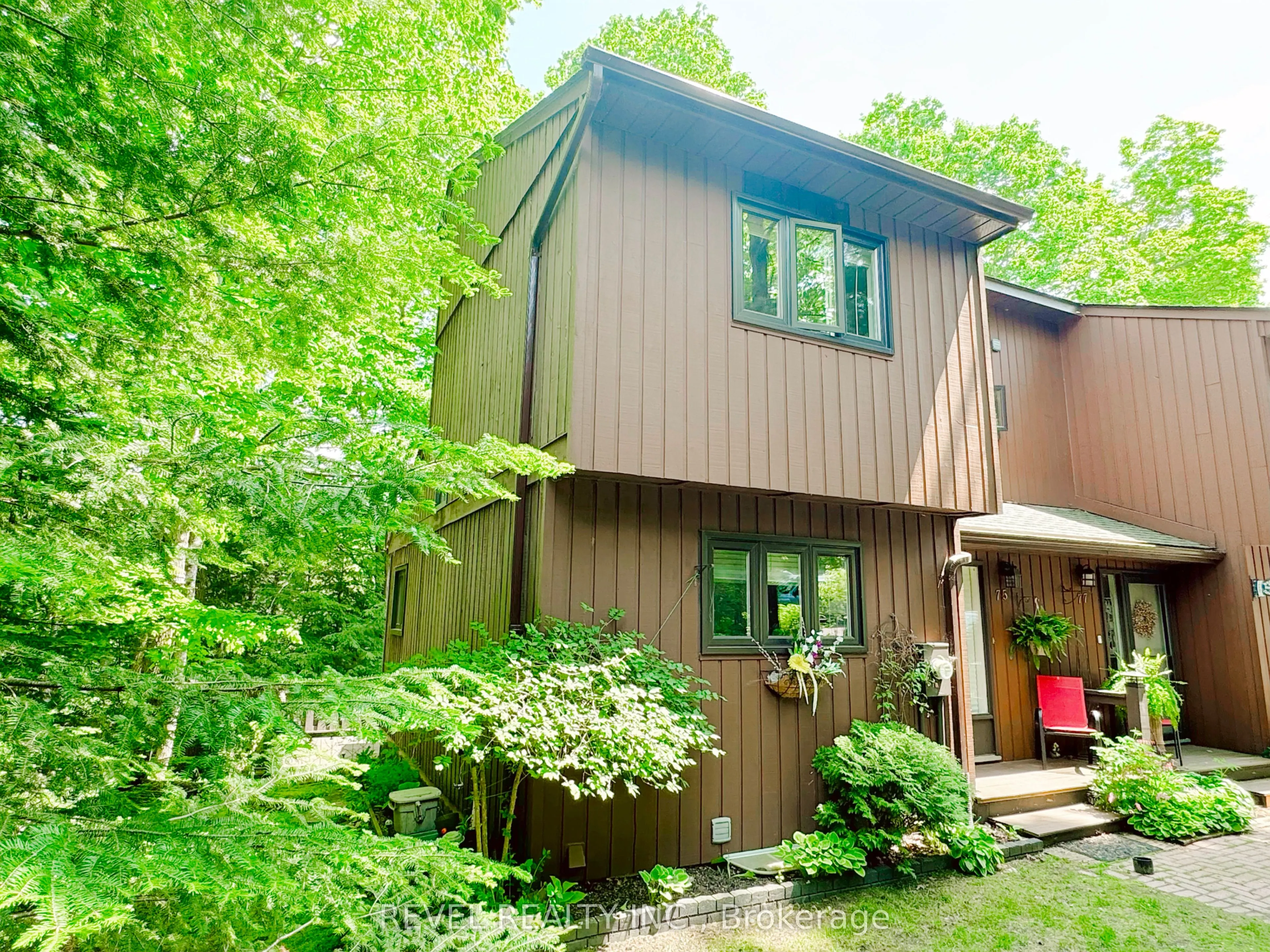 75 Southbank Drive, #5