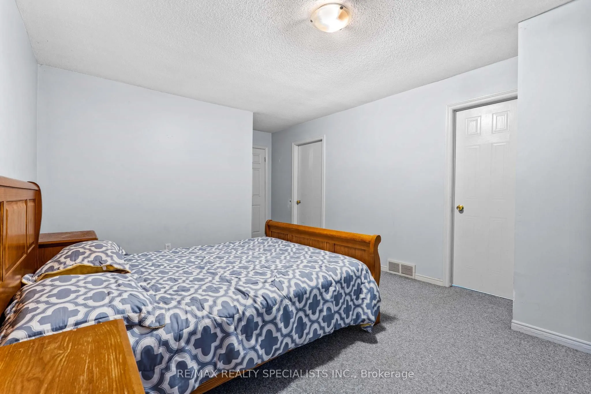 397 Springbank Avenue, #6